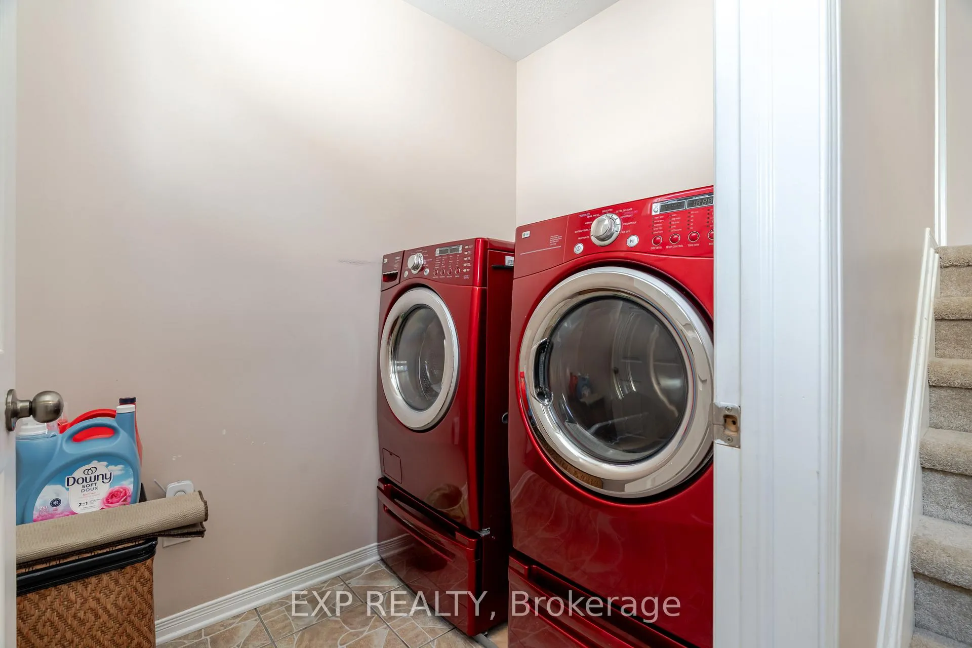 Photo 16 of 1049 Fieldfair Way, Ottawa, Notting Hill/Summerside — HOMEH