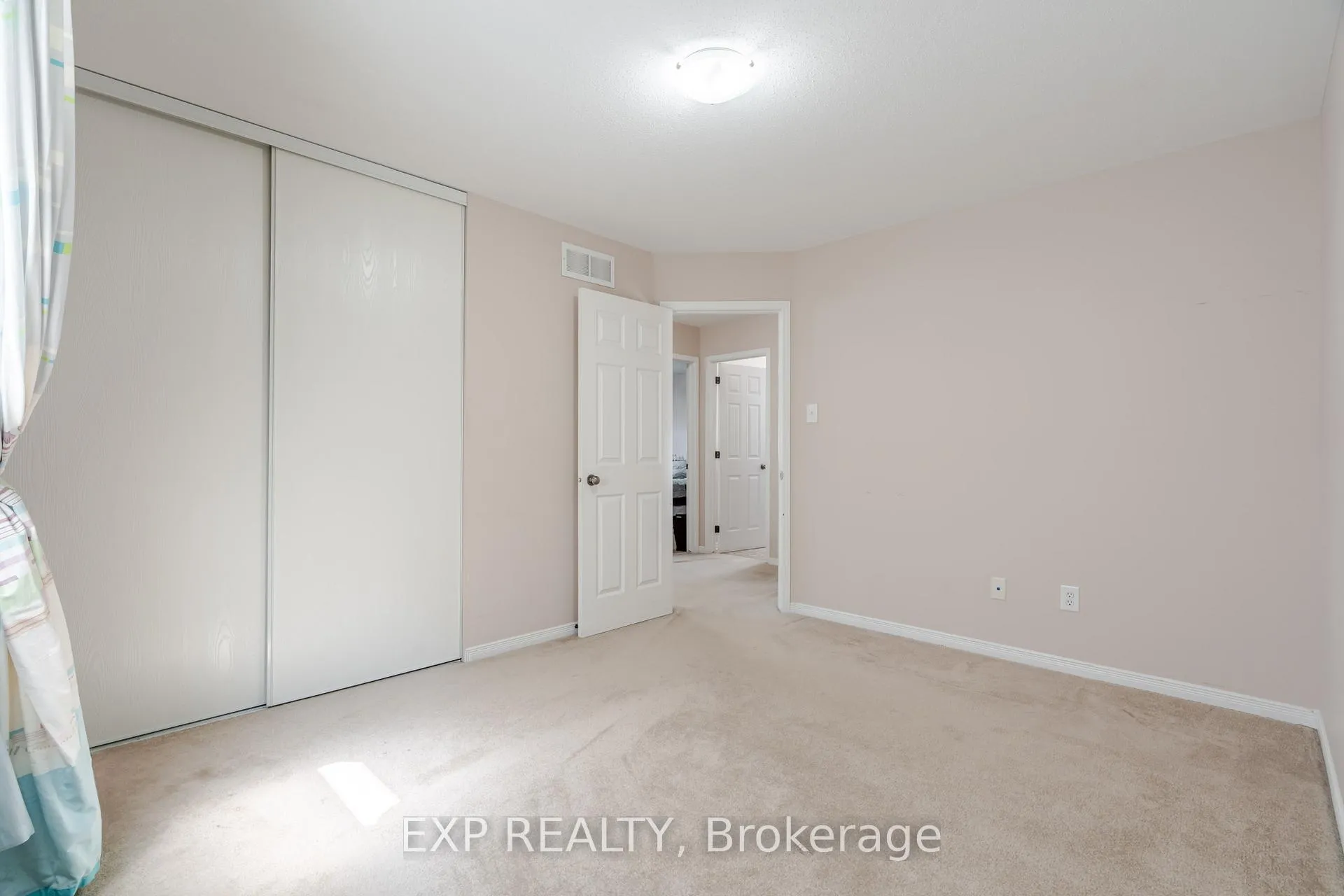 Photo 27 of 1049 Fieldfair Way, Ottawa, Notting Hill/Summerside — HOMEH