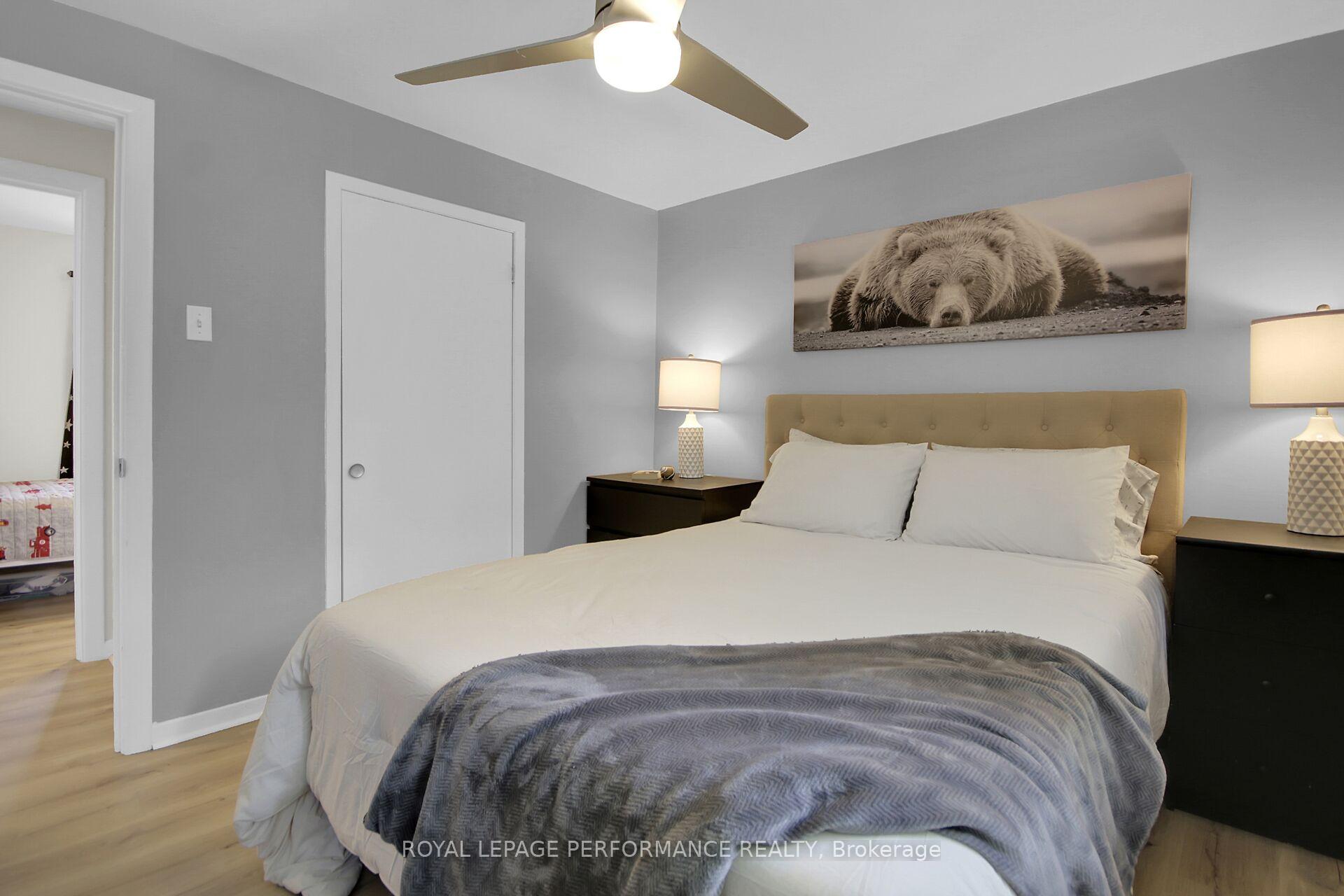 Photo 21 of 786 Cummings Avenue, Ottawa, Castle Heights/Rideau High — HOMEH