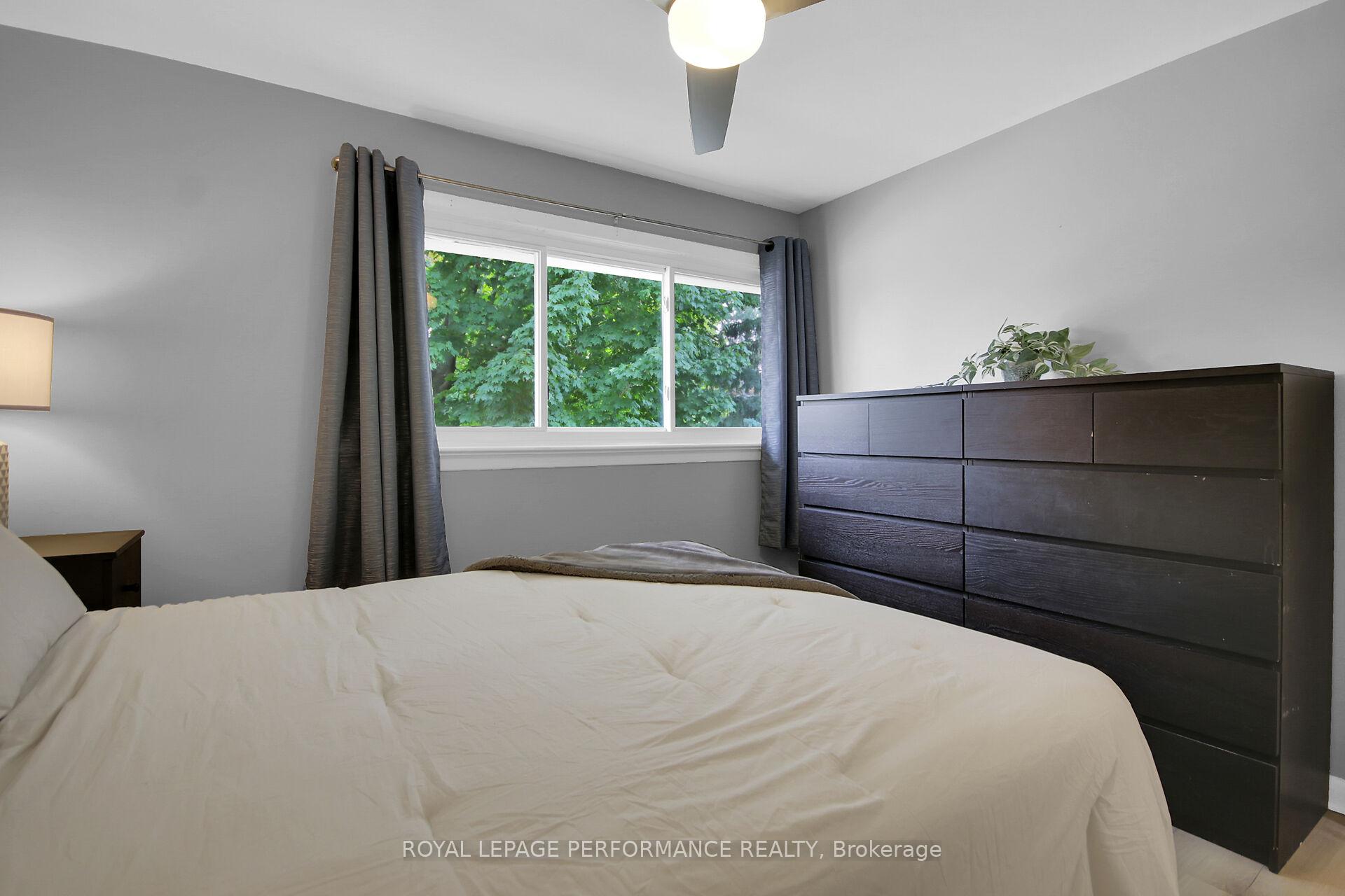Photo 23 of 786 Cummings Avenue, Ottawa, Castle Heights/Rideau High — HOMEH