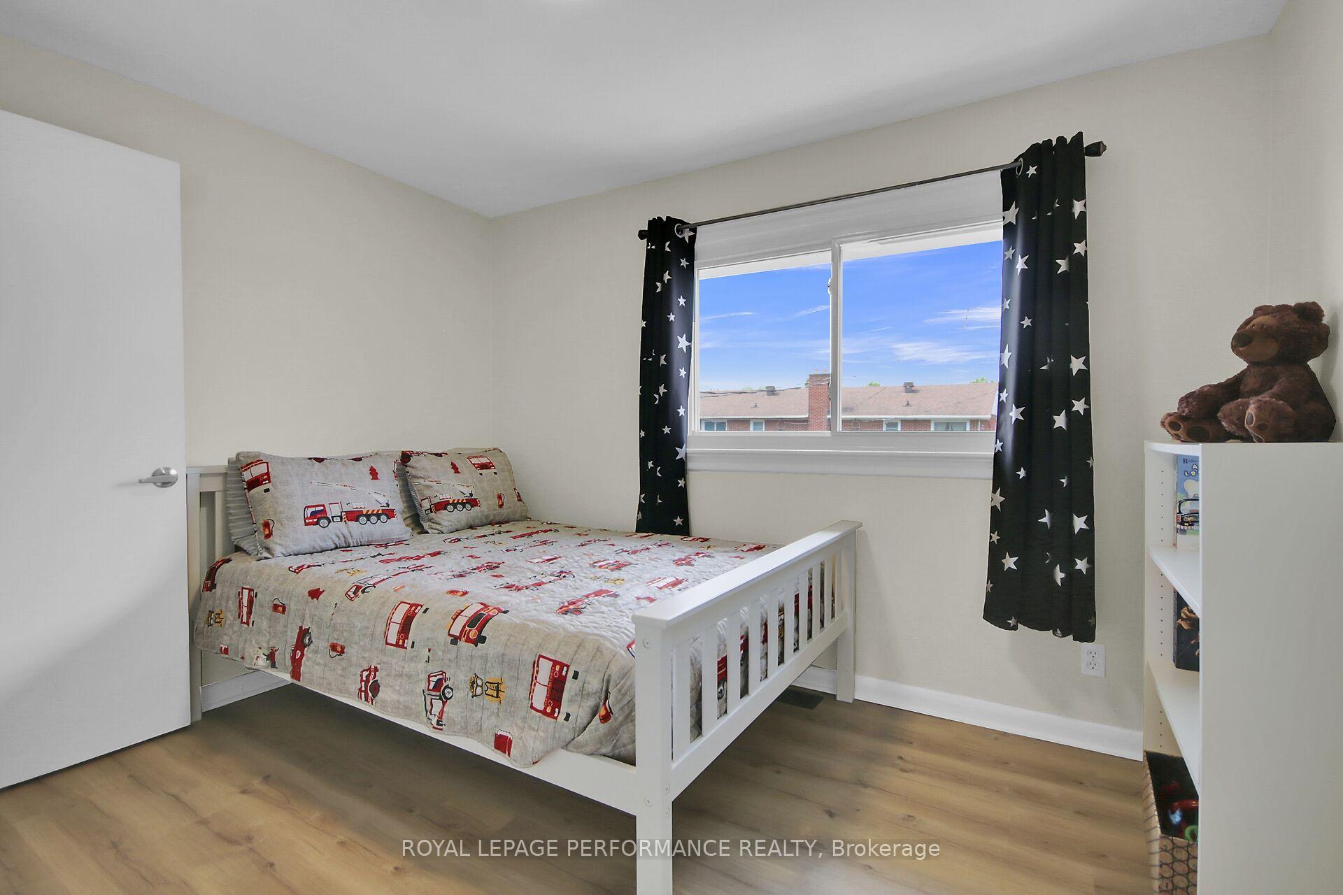Photo 24 of 786 Cummings Avenue, Ottawa, Castle Heights/Rideau High — HOMEH