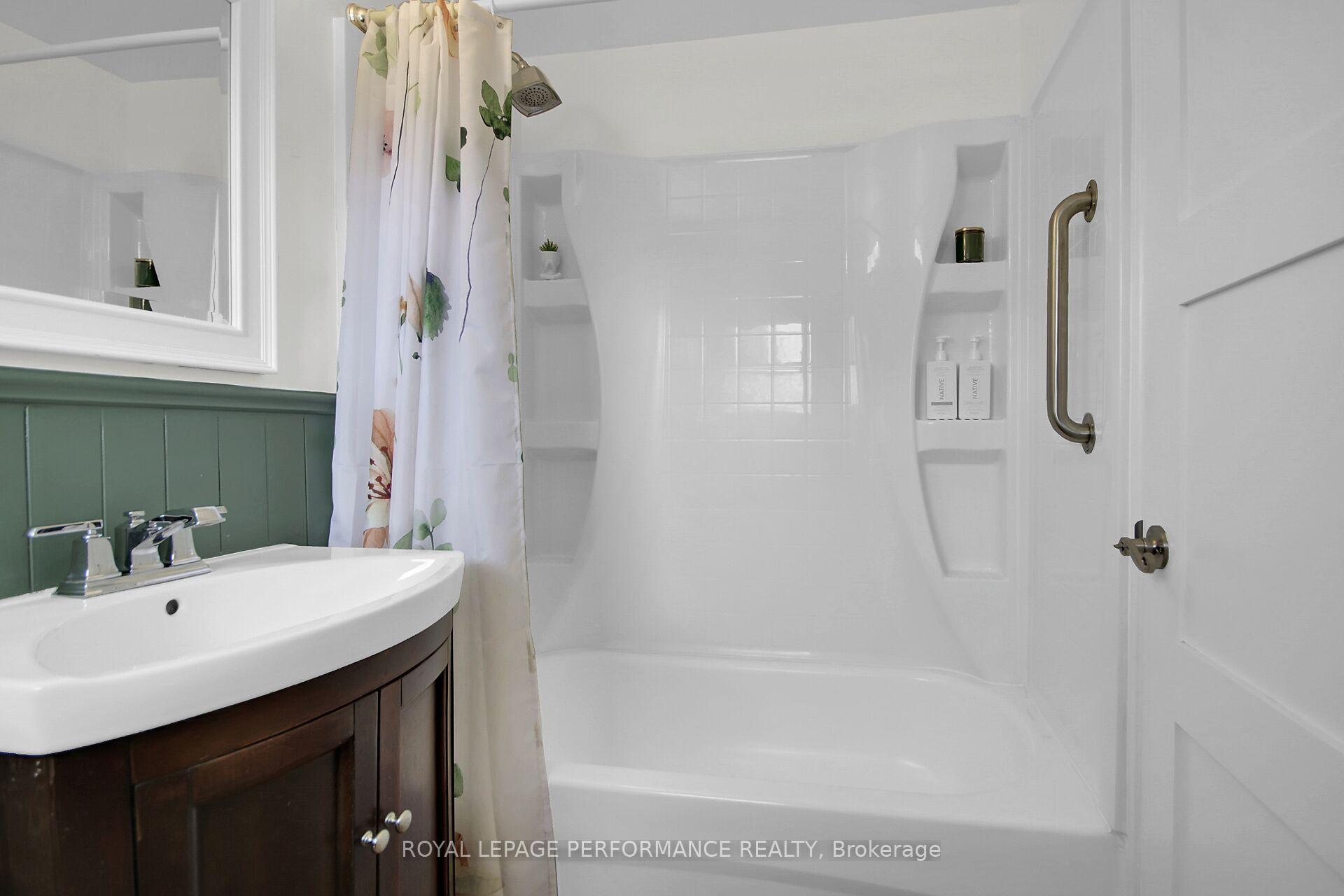 Photo 29 of 786 Cummings Avenue, Ottawa, Castle Heights/Rideau High — HOMEH