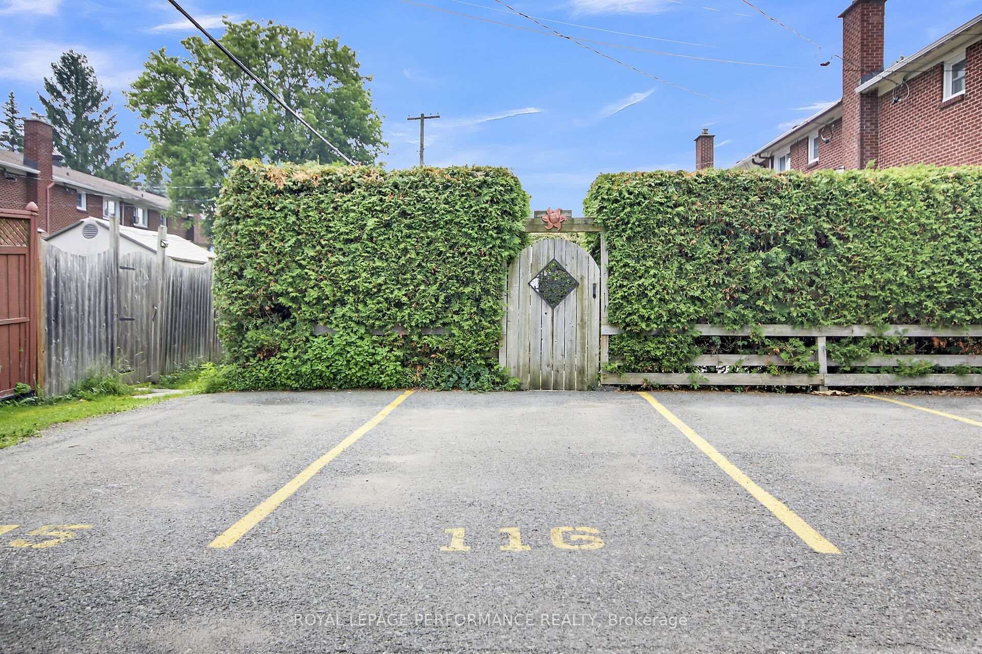 Photo 37 of 786 Cummings Avenue, Ottawa, Castle Heights/Rideau High — HOMEH