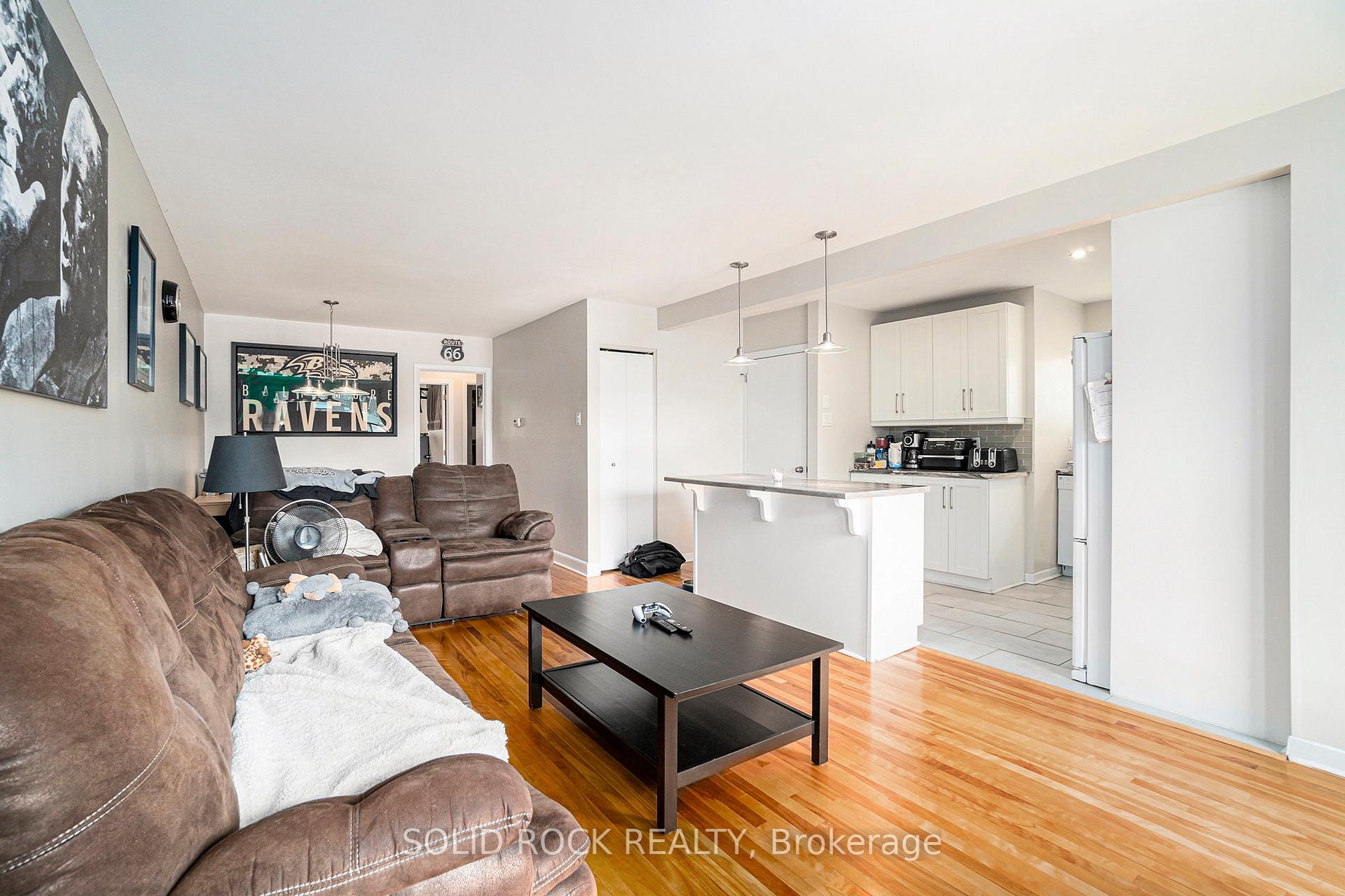 Photo 4 of Unit A & B, 1271 Highgate Road, Ottawa, Parkway Park — HOMEH