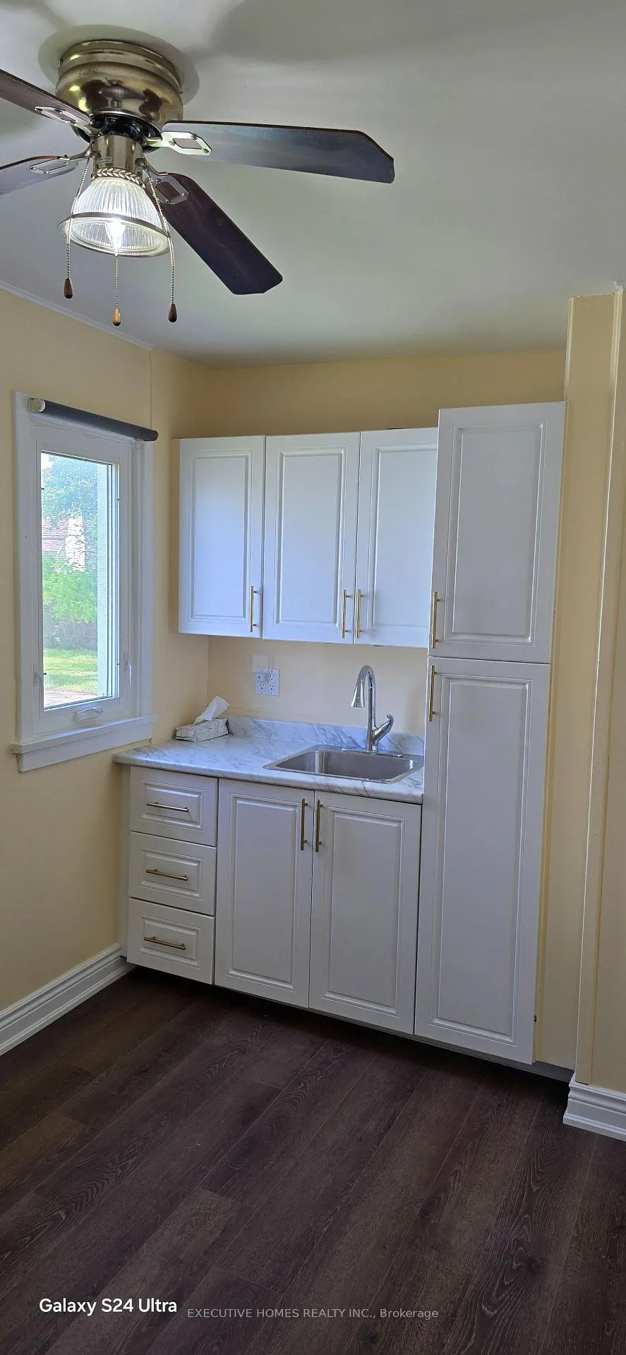 Photo 7 of 5176 Stanley Avenue, Niagara Falls, Cherrywood — HOMEH