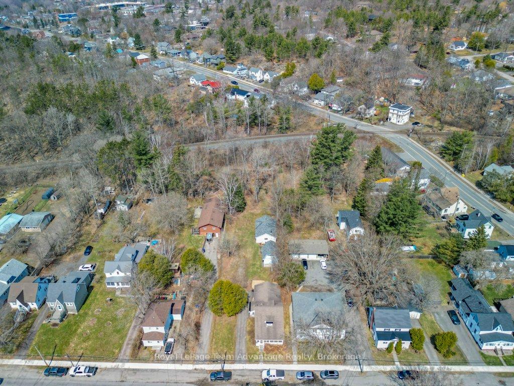 Photo 41 of 66 William Street, Parry Sound — HOMEH
