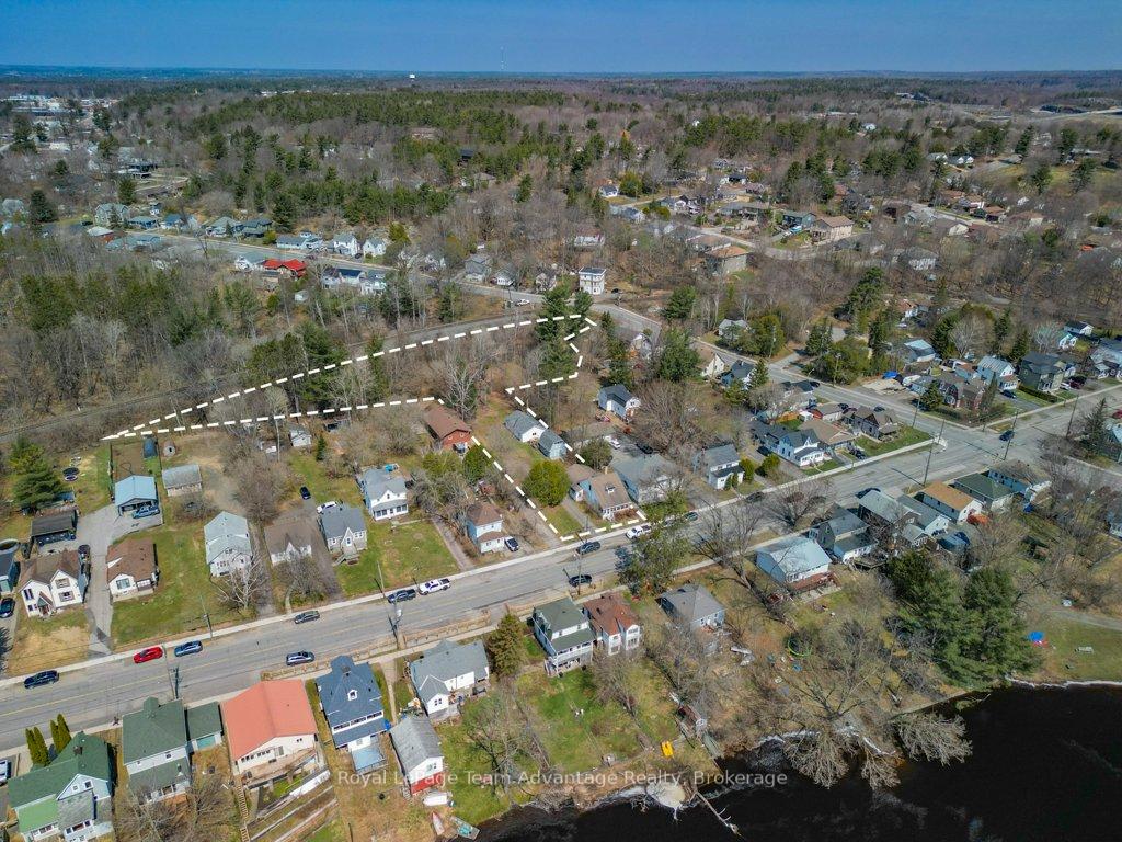 Photo 47 of 66 William Street, Parry Sound — HOMEH