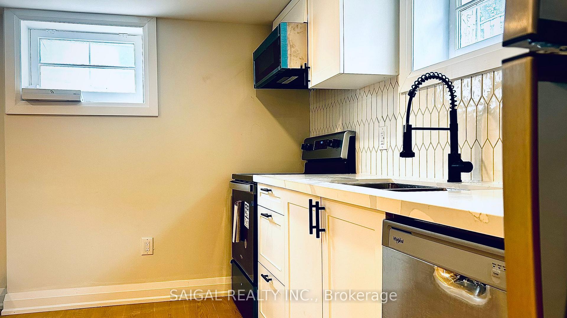 Photo 15 of Unit Basement, 217 Elm Avenue, Milton, Old Milton — HOMEH