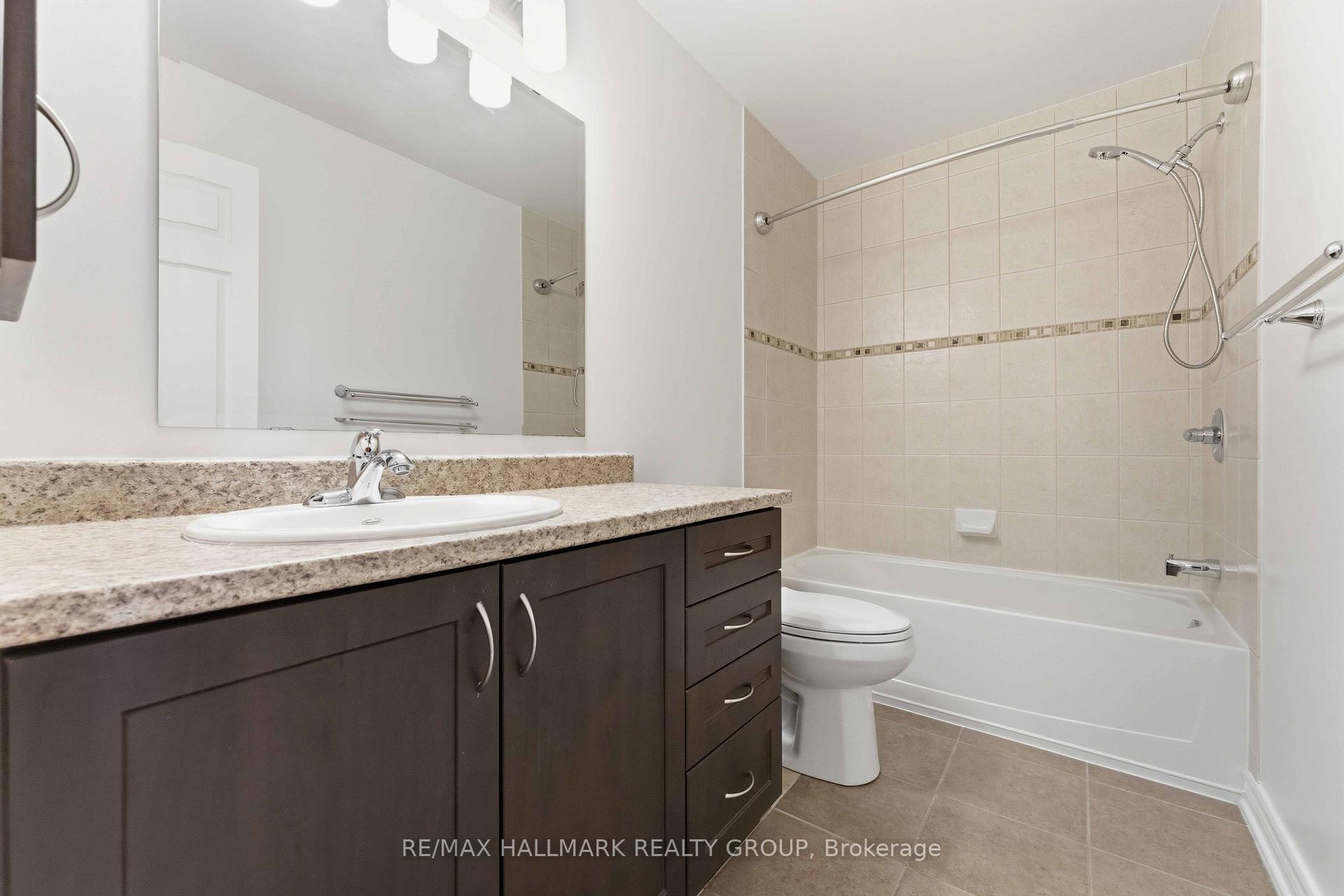 Photo 25 of 123 Silvermoon Crescent, Ottawa, Avalon East — HOMEH