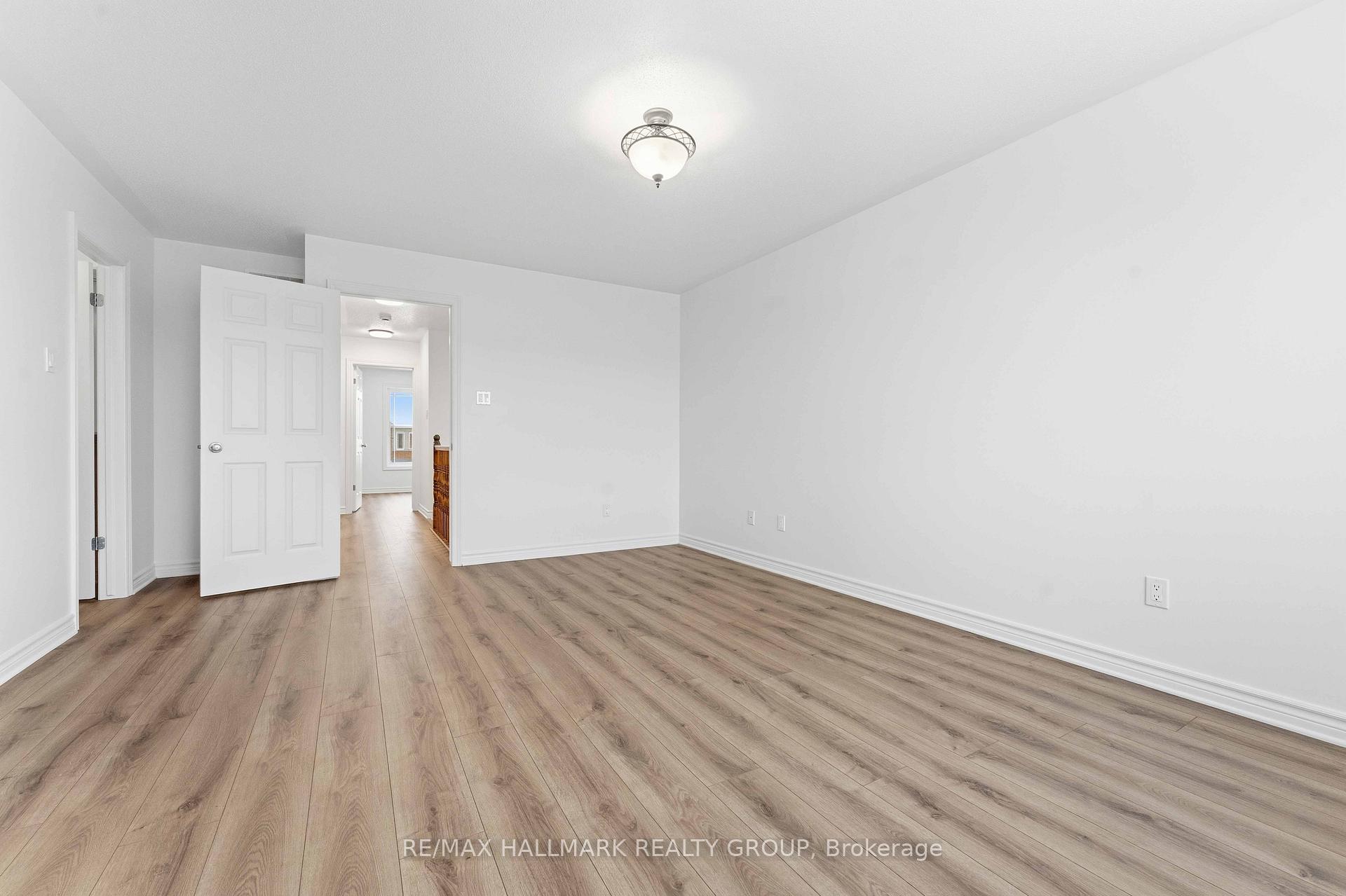 Photo 39 of 123 Silvermoon Crescent, Ottawa, Avalon East — HOMEH