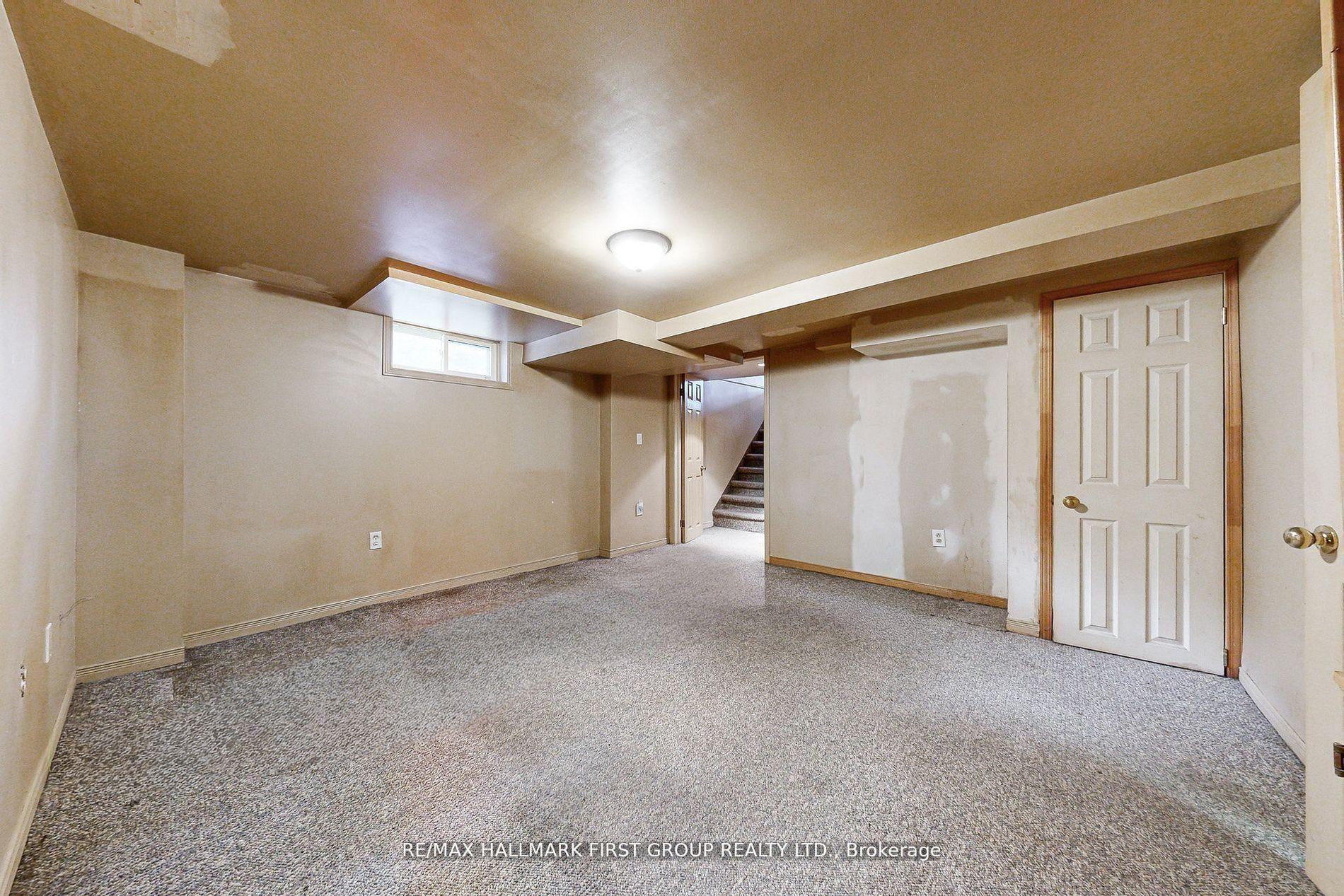 Photo 30 of 481 Simcoe Street N, Oshawa, O'Neill — HOMEH