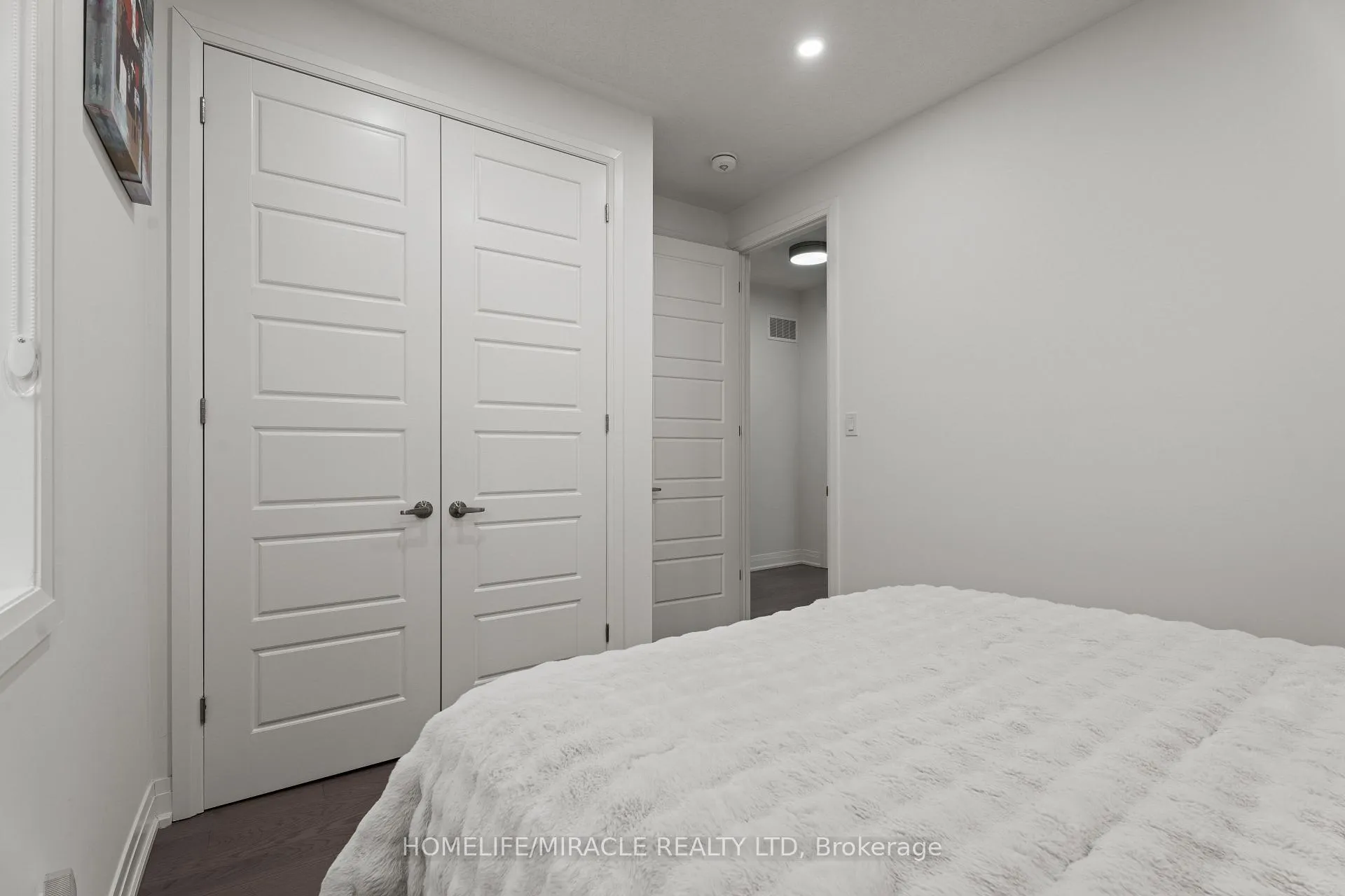 Photo 30 of 3118 Travertine Drive, Oakville, Northwest — HOMEH