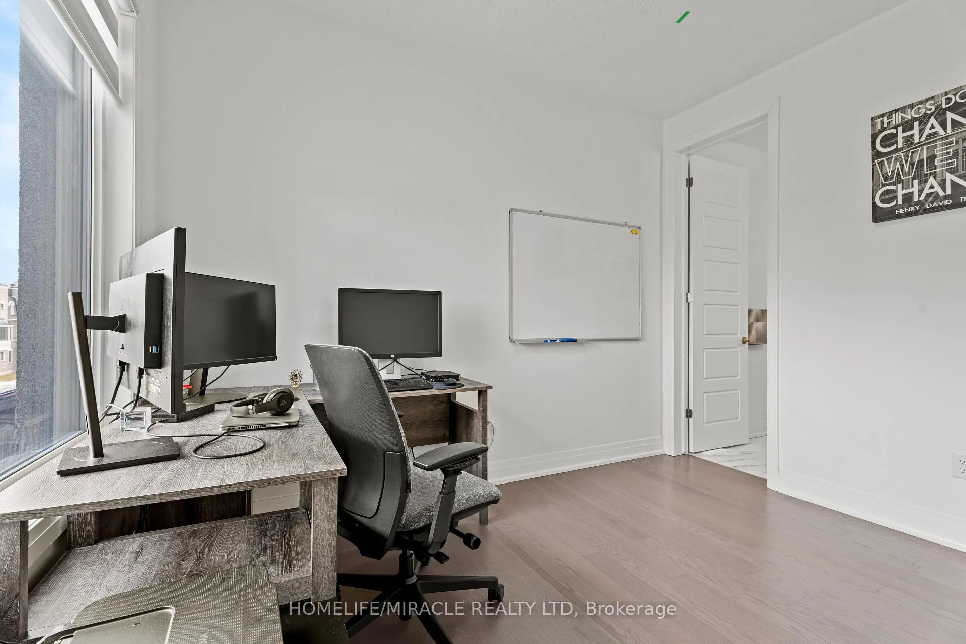 Photo 34 of 3118 Travertine Drive, Oakville, Northwest — HOMEH