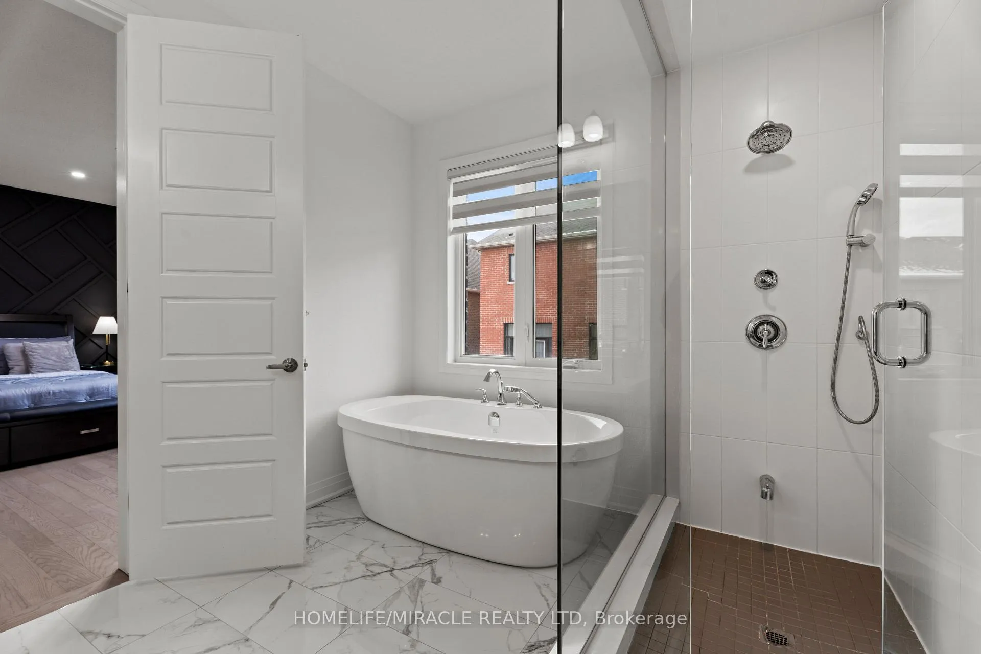 Photo 36 of 3118 Travertine Drive, Oakville, Northwest — HOMEH