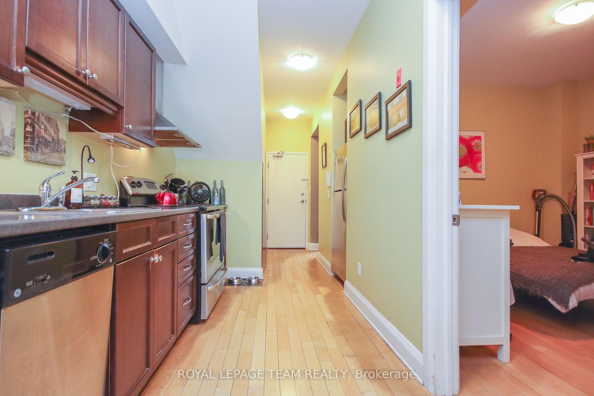 Photo 24 of 159 Frank Street, Ottawa, Ottawa Centre/Golden Triangle — HOMEH