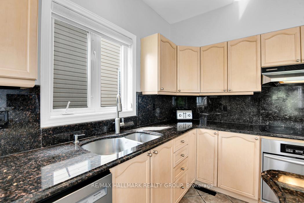 Photo 34 of 104 Meadowcroft Crescent, Ottawa, Carson Meadows — HOMEH