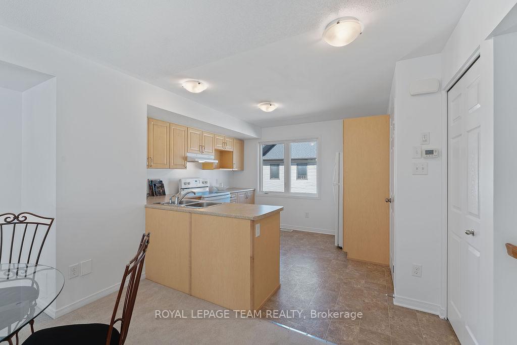 Photo 7 of 538 Recolte Private, Ottawa, Bilberry Creek/Queenswood Heights — HOMEH