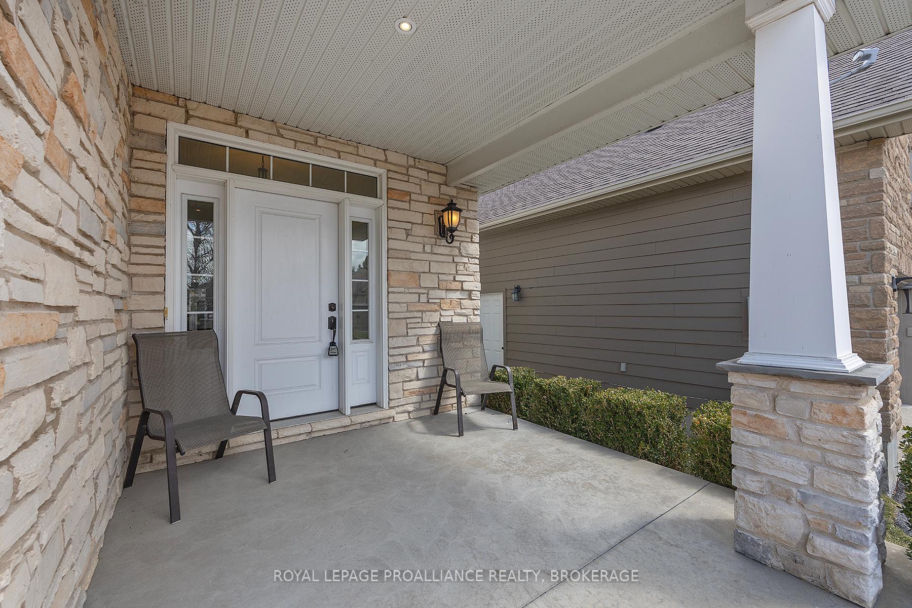 Photo 2 of 5008 Fox Run Place, Kingston, North of Taylor-Kidd Blvd — HOMEH