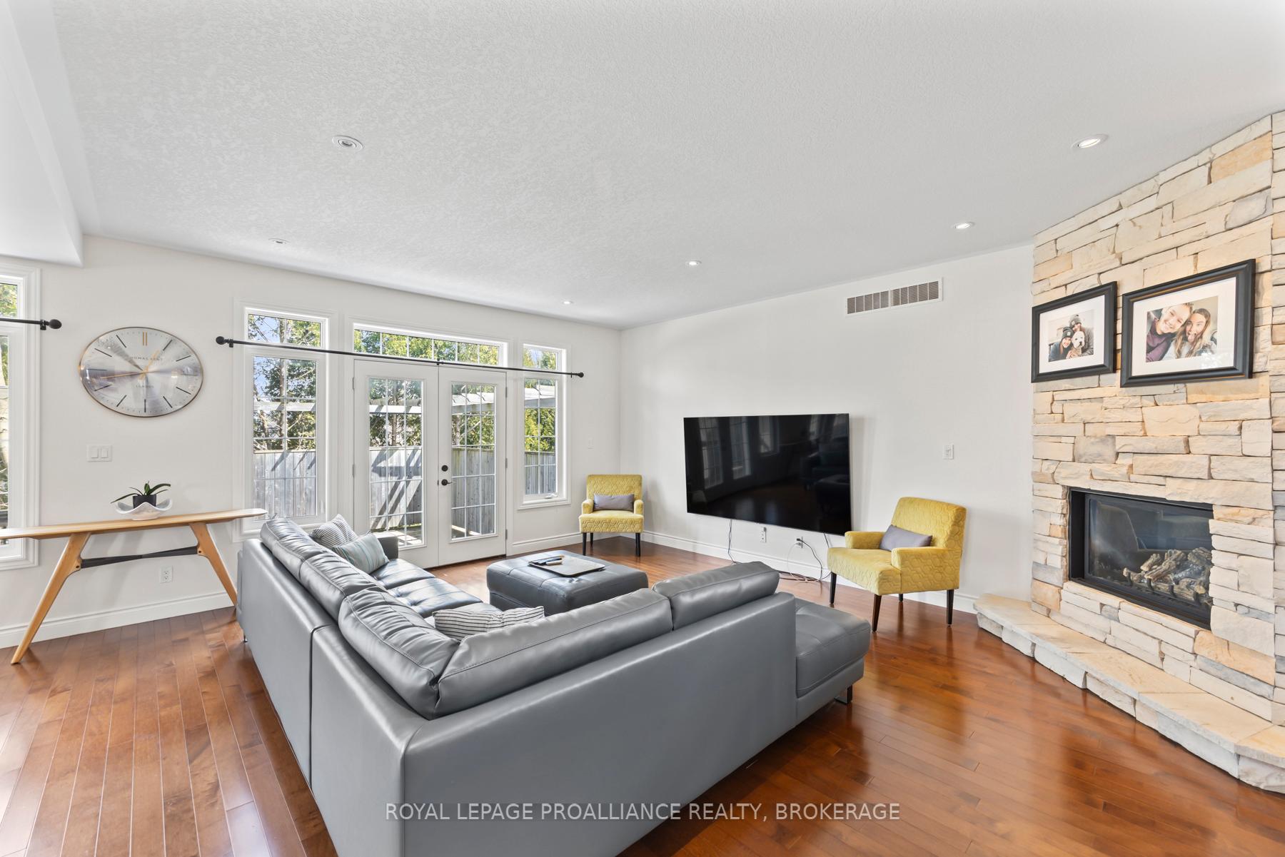 Photo 15 of 5008 Fox Run Place, Kingston, North of Taylor-Kidd Blvd — HOMEH