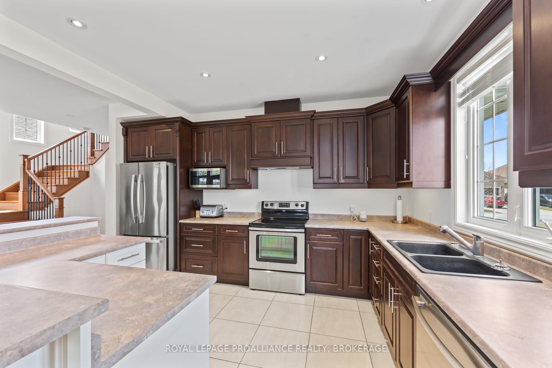 Photo 20 of 5008 Fox Run Place, Kingston, North of Taylor-Kidd Blvd — HOMEH