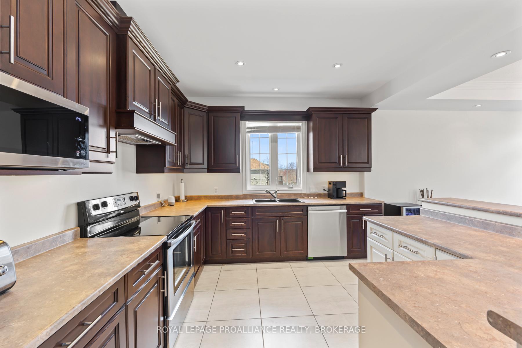 Photo 21 of 5008 Fox Run Place, Kingston, North of Taylor-Kidd Blvd — HOMEH