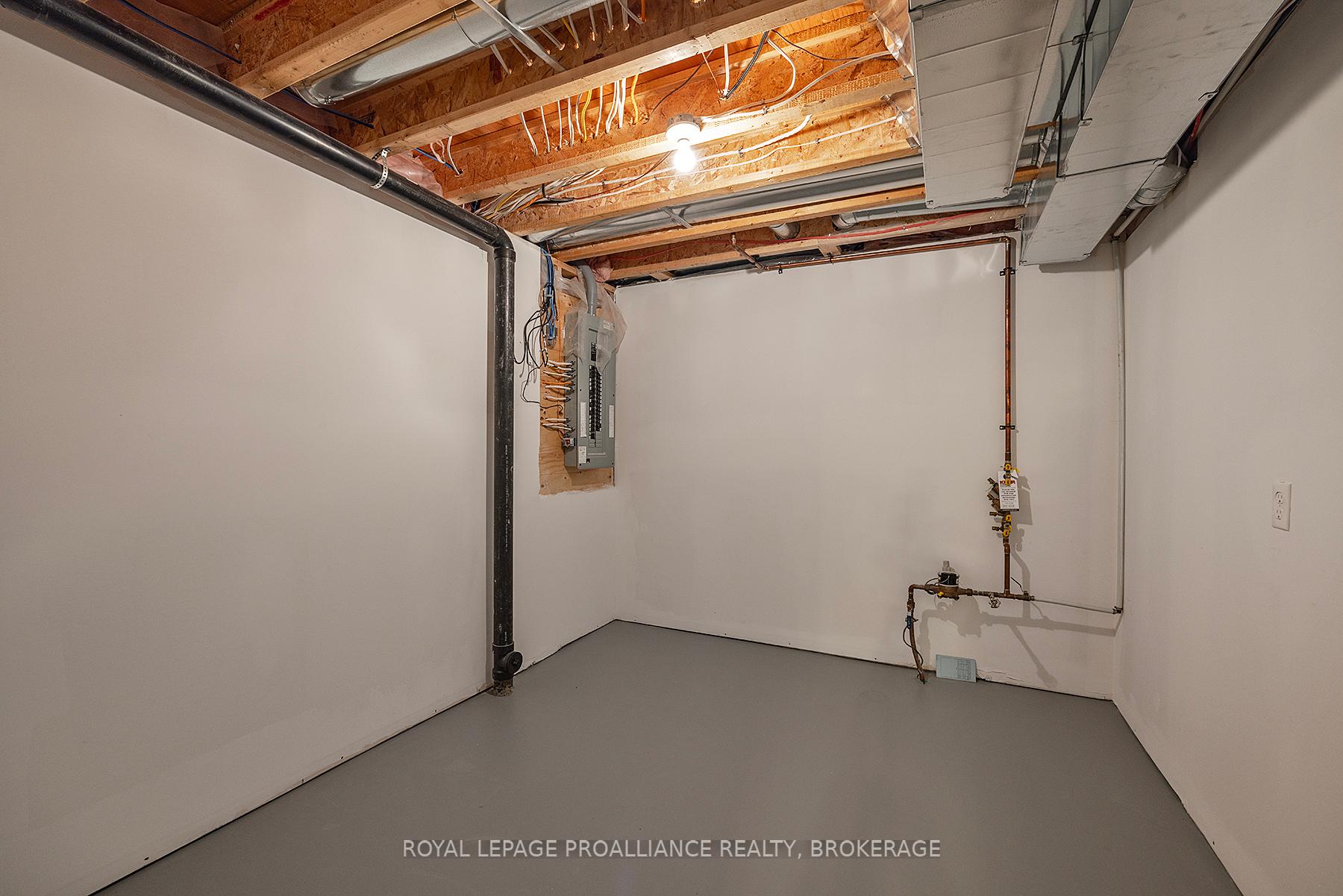 Photo 50 of 5008 Fox Run Place, Kingston, North of Taylor-Kidd Blvd — HOMEH