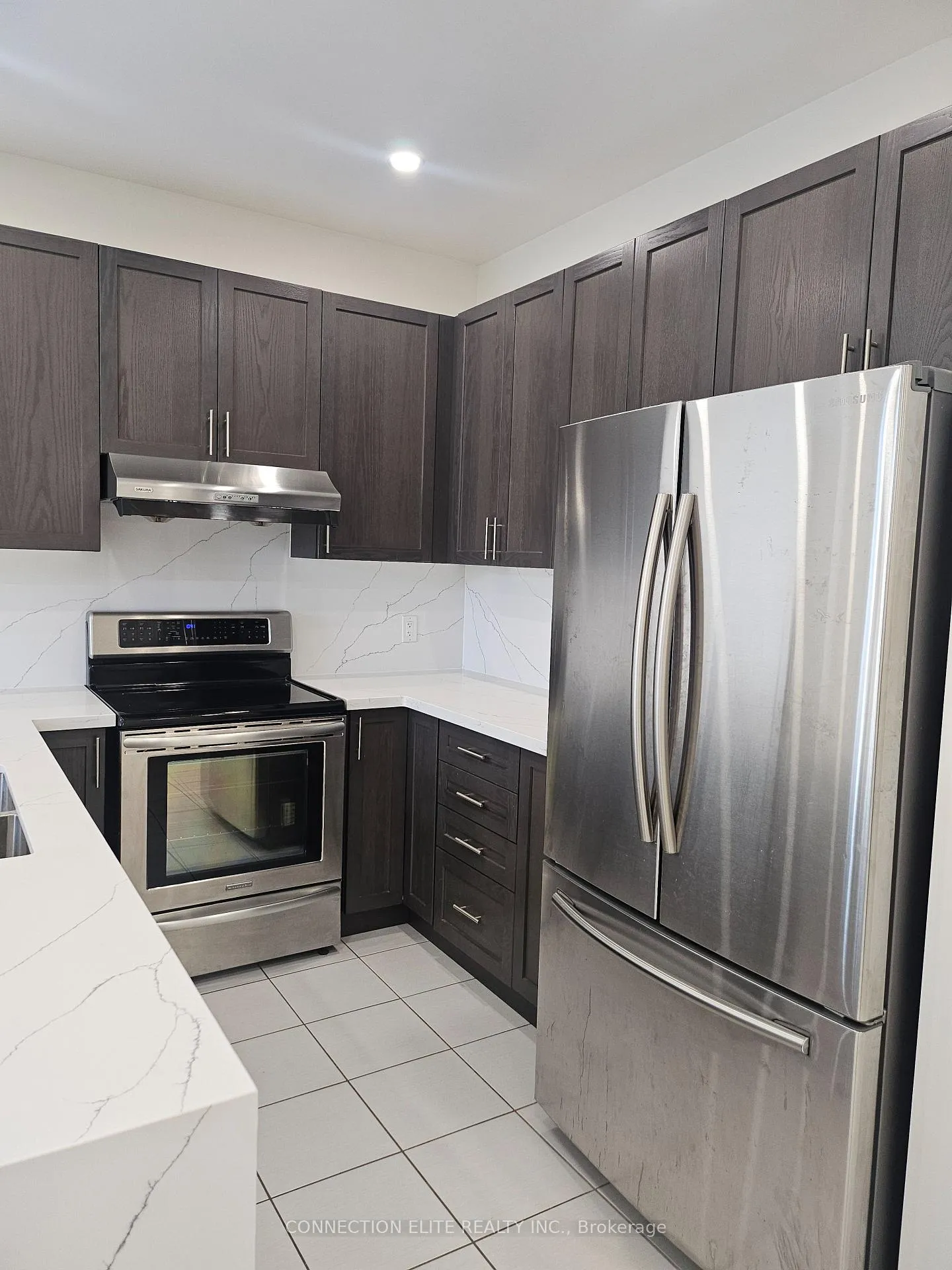 Photo 6 of 216 Pimlico Drive, Oshawa, Windfields — HOMEH