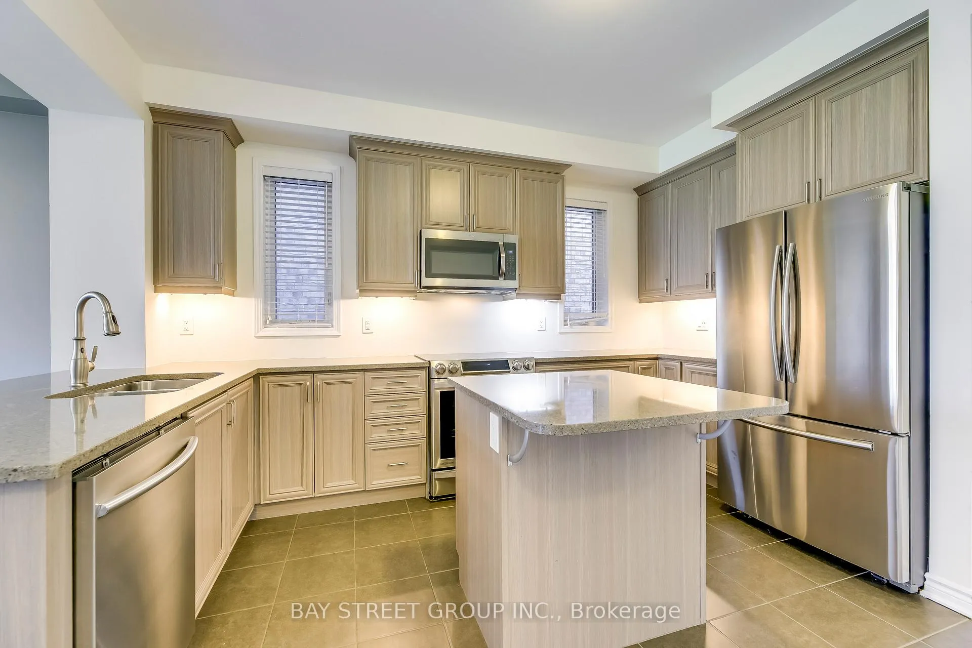 Photo 6 of 125 Hatt Court, Milton, Ford — HOMEH
