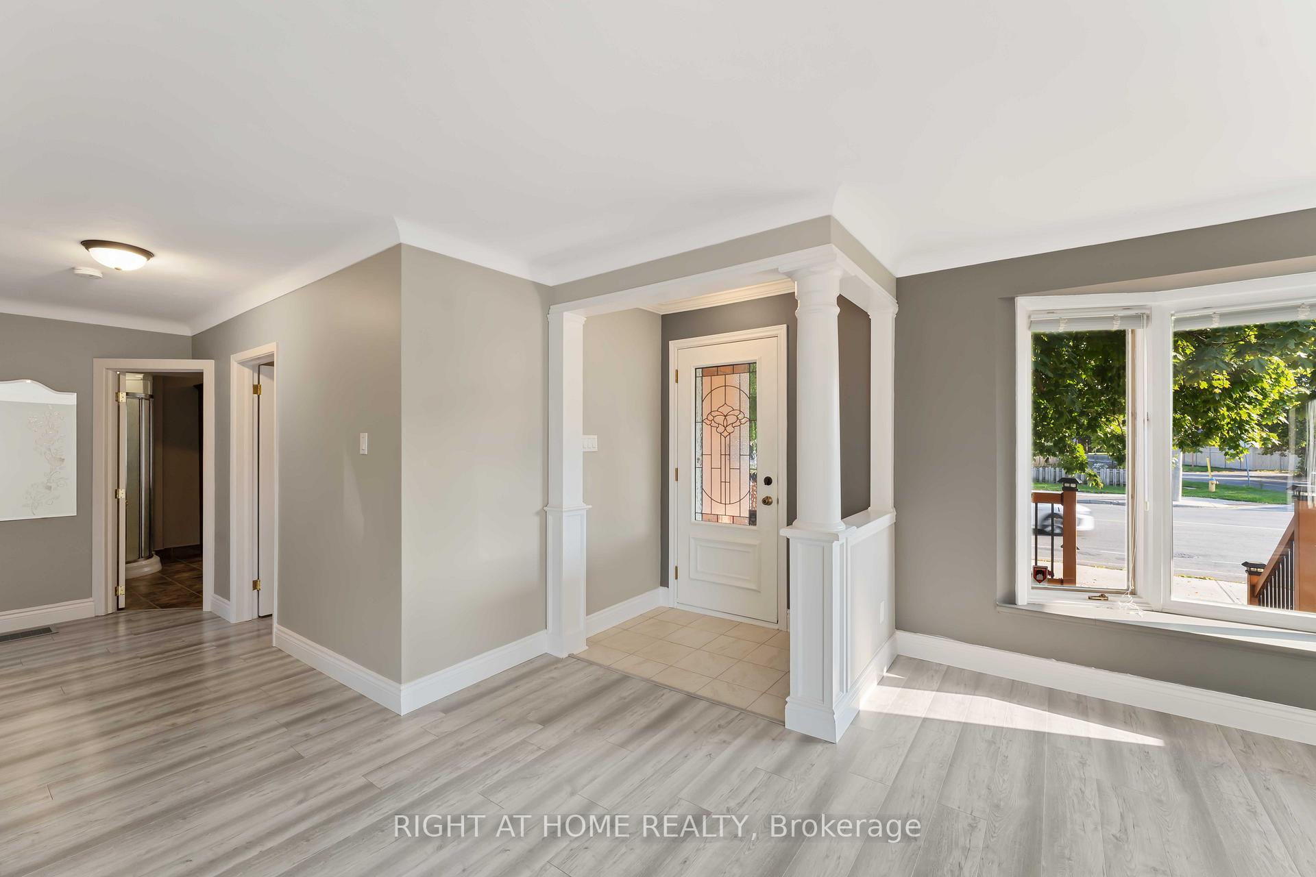 Photo 5 of 599 Donald Street, Ottawa, Overbrook/Castle Heights — HOMEH