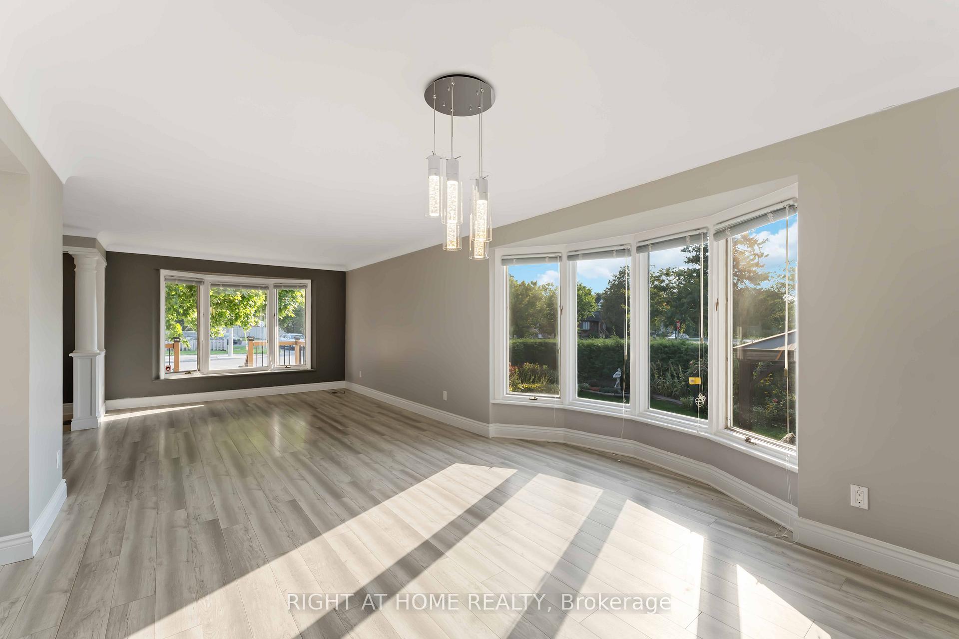 Photo 9 of 599 Donald Street, Ottawa, Overbrook/Castle Heights — HOMEH