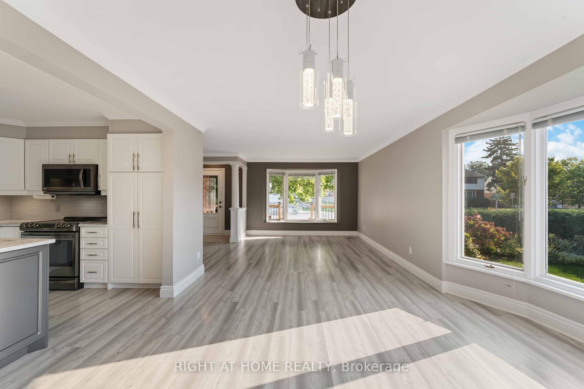 Photo 10 of 599 Donald Street, Ottawa, Overbrook/Castle Heights — HOMEH