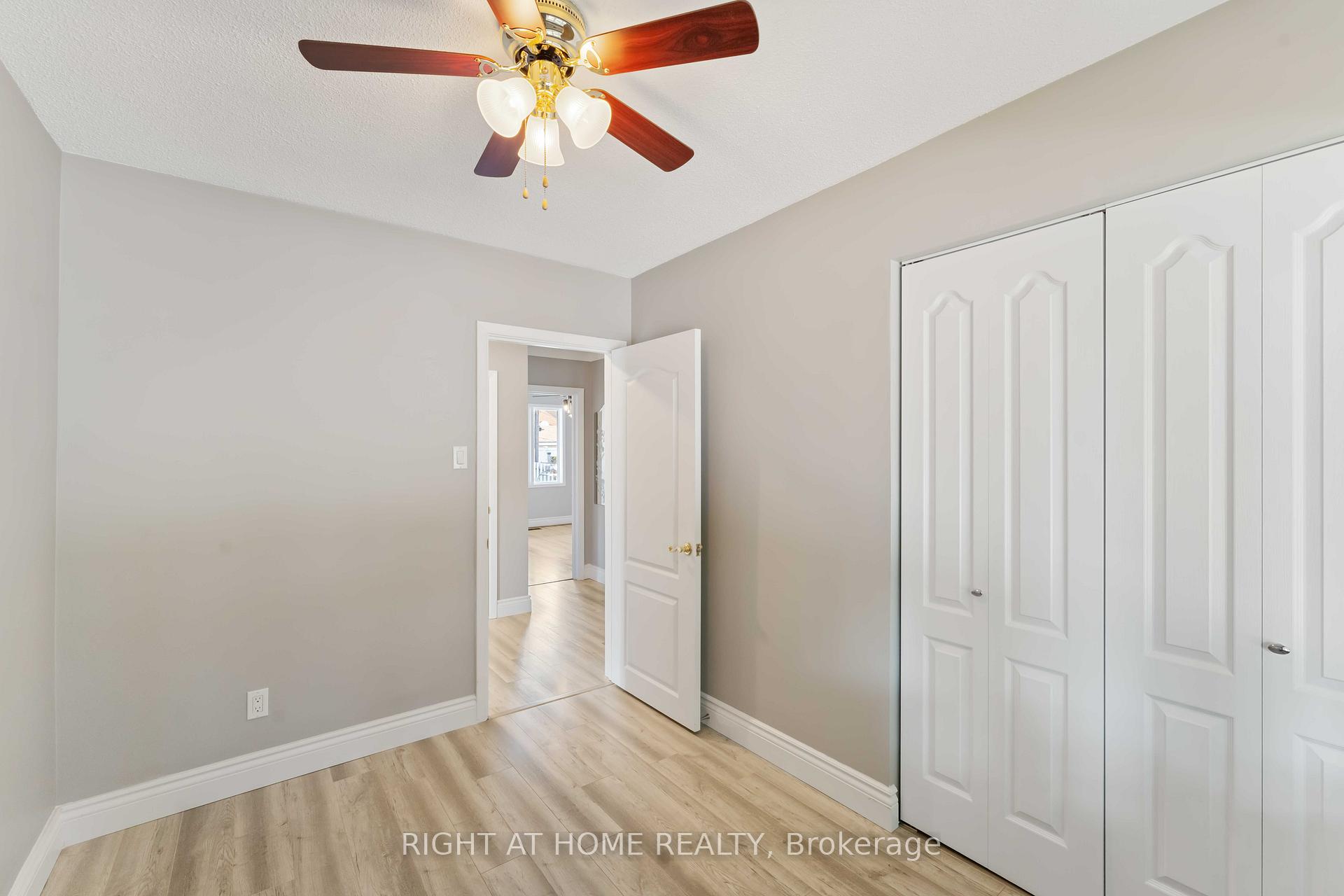 Photo 17 of 599 Donald Street, Ottawa, Overbrook/Castle Heights — HOMEH