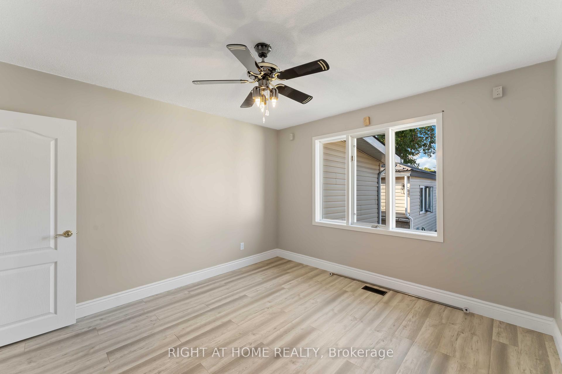 Photo 21 of 599 Donald Street, Ottawa, Overbrook/Castle Heights — HOMEH