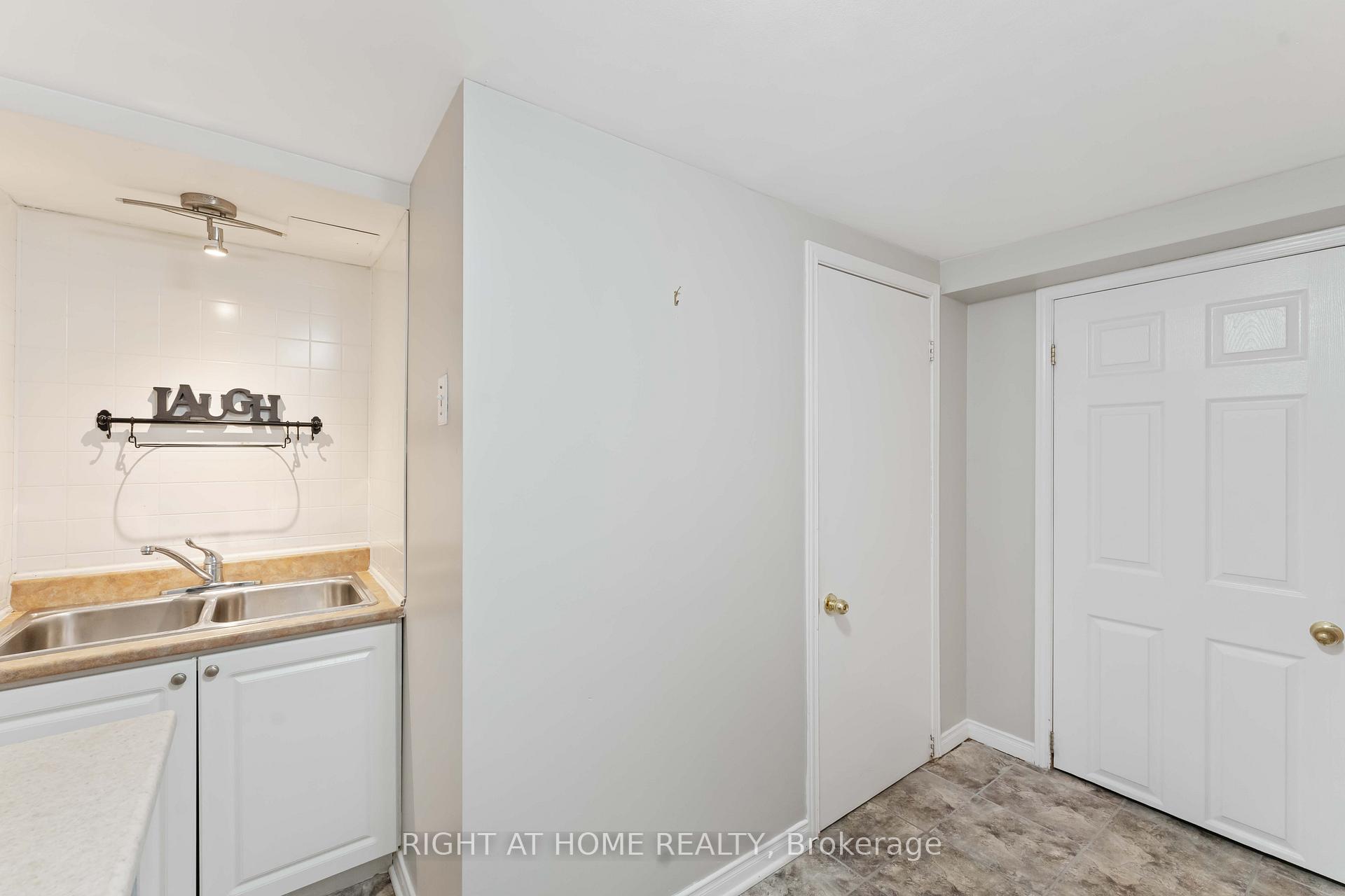 Photo 34 of 599 Donald Street, Ottawa, Overbrook/Castle Heights — HOMEH