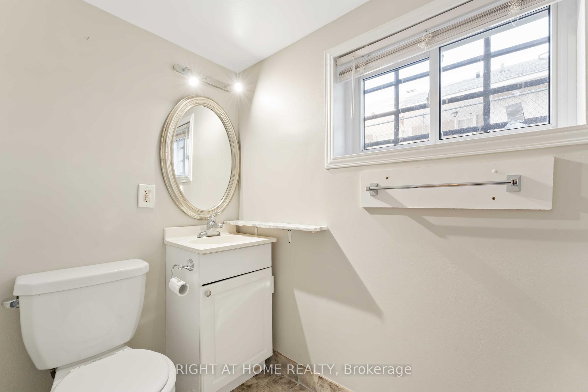 Photo 36 of 599 Donald Street, Ottawa, Overbrook/Castle Heights — HOMEH