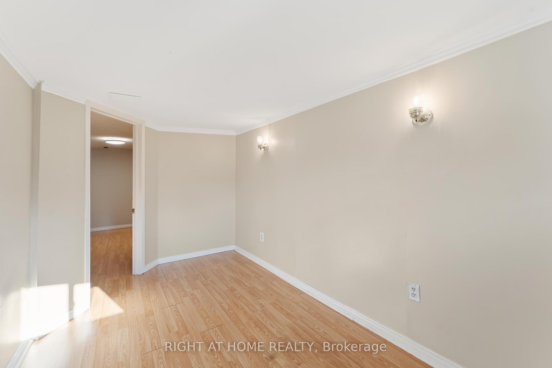 Photo 40 of 599 Donald Street, Ottawa, Overbrook/Castle Heights — HOMEH