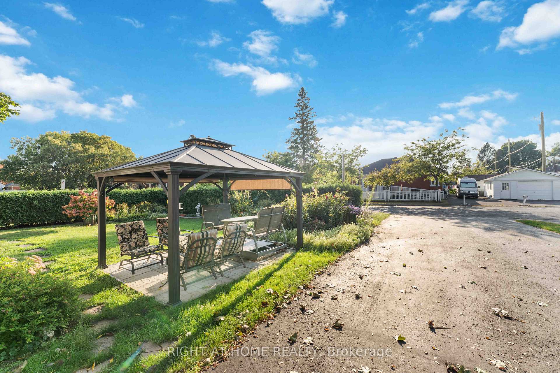 Photo 48 of 599 Donald Street, Ottawa, Overbrook/Castle Heights — HOMEH