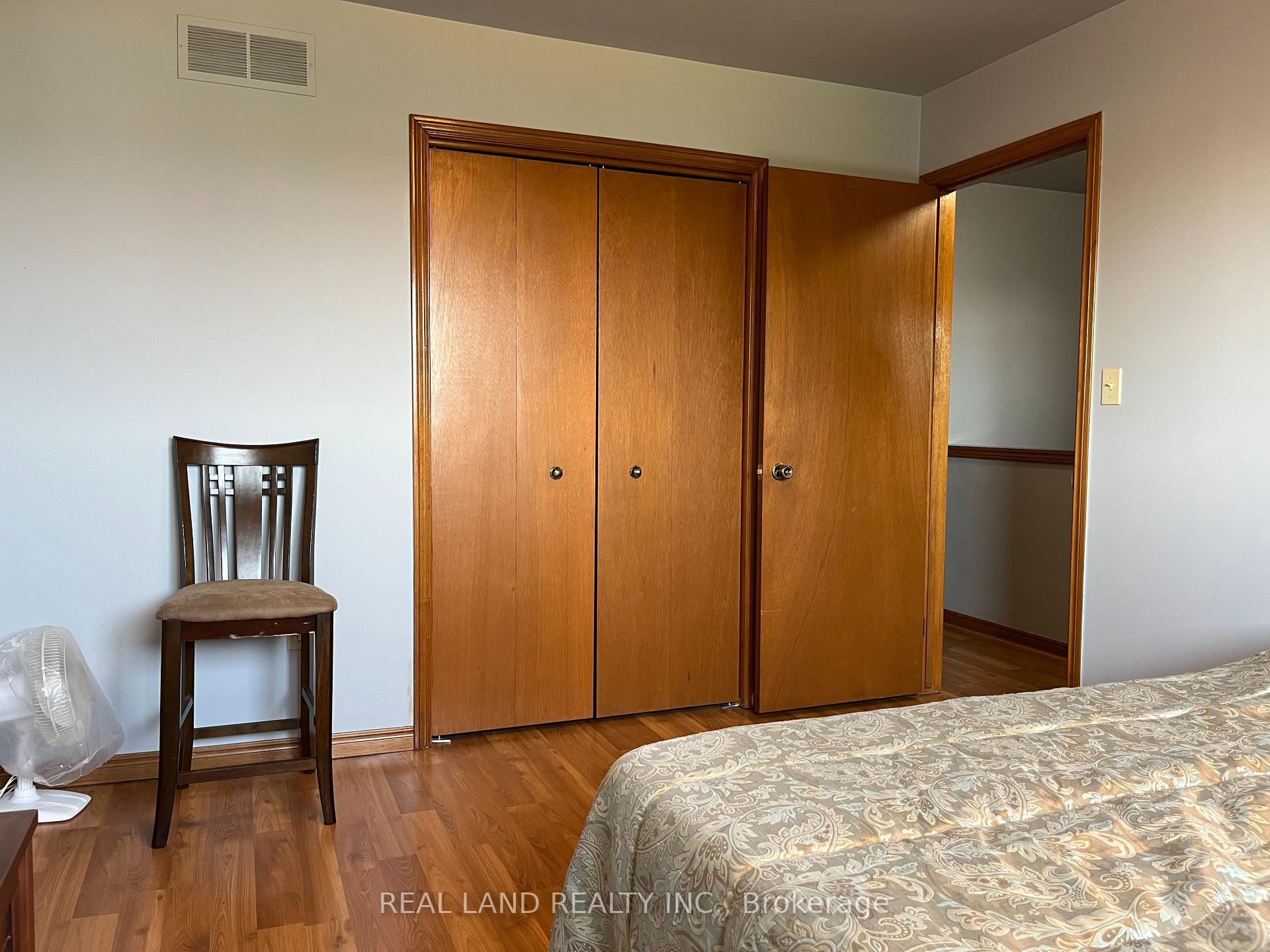 Photo 11 of 8154 Post Road, Niagara Falls, Ascot — HOMEH