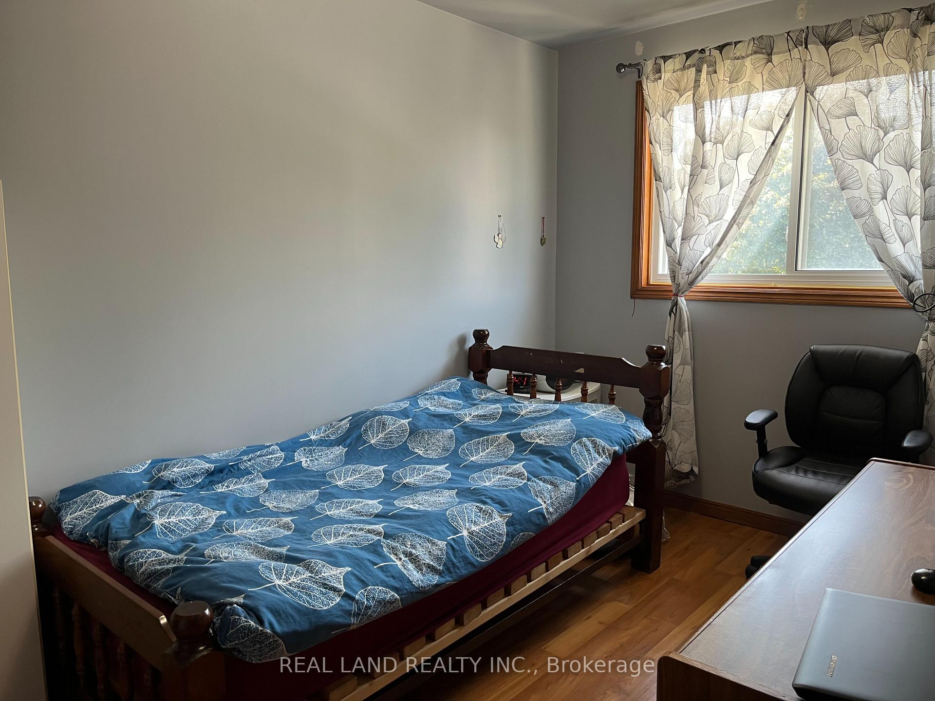 Photo 13 of 8154 Post Road, Niagara Falls, Ascot — HOMEH