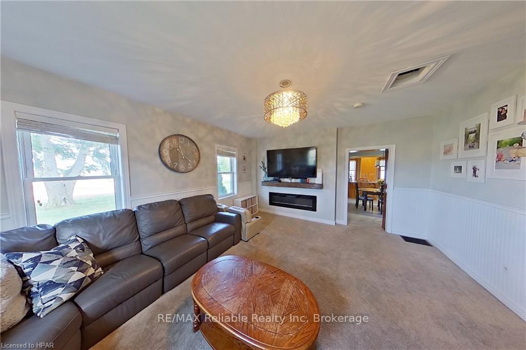Photo 17 of 84210 Hoover Line, North Huron, East Wawanosh — HOMEH