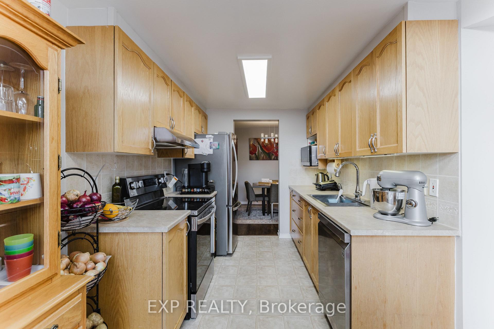 Photo 14 of 2274 Brockstone Crescent, Ottawa, Avalon East — HOMEH