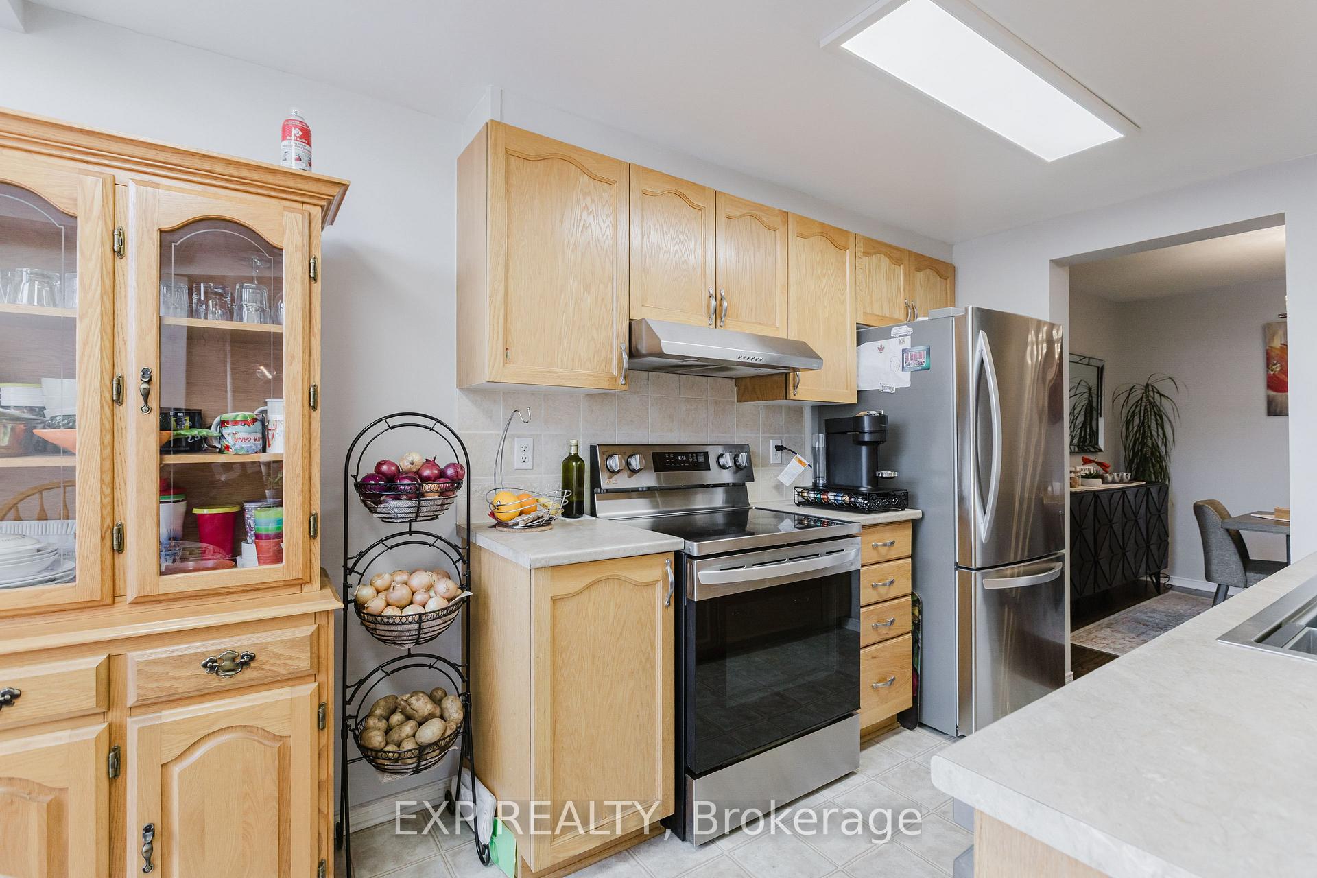 Photo 16 of 2274 Brockstone Crescent, Ottawa, Avalon East — HOMEH