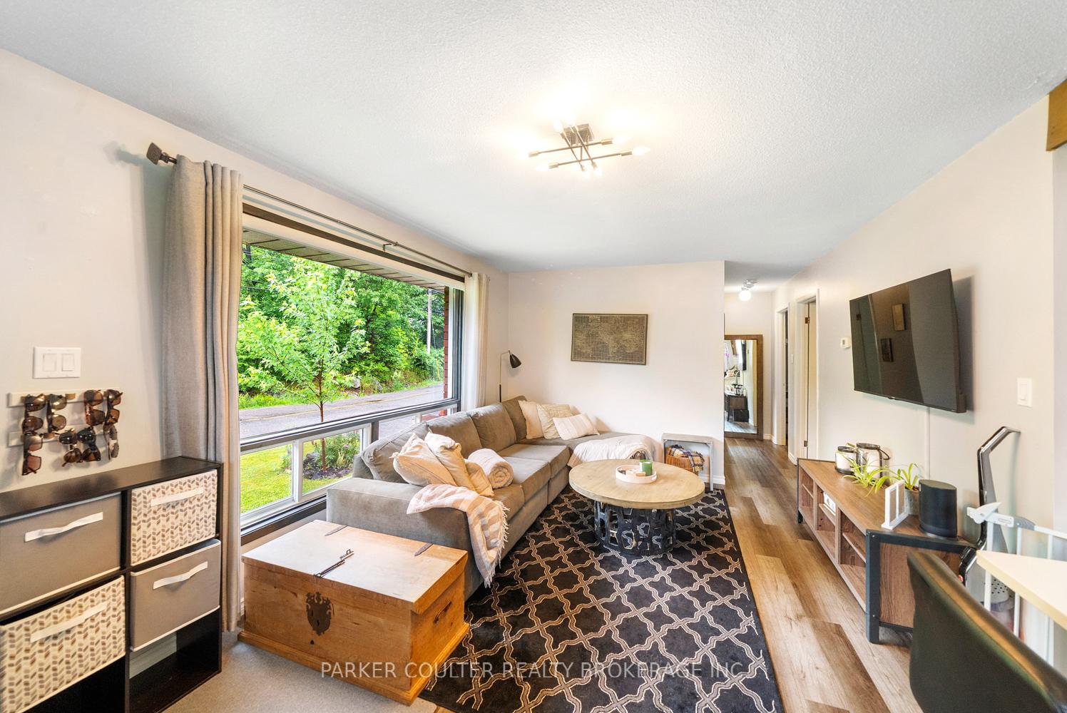 Photo 11 of 21 Louisa Street, Parry Sound — HOMEH