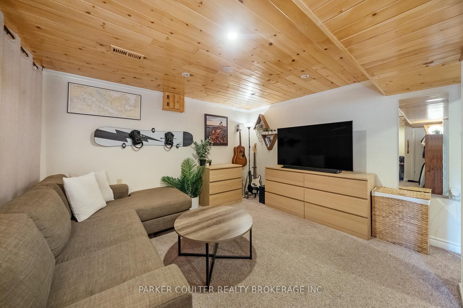 Photo 18 of 21 Louisa Street, Parry Sound — HOMEH