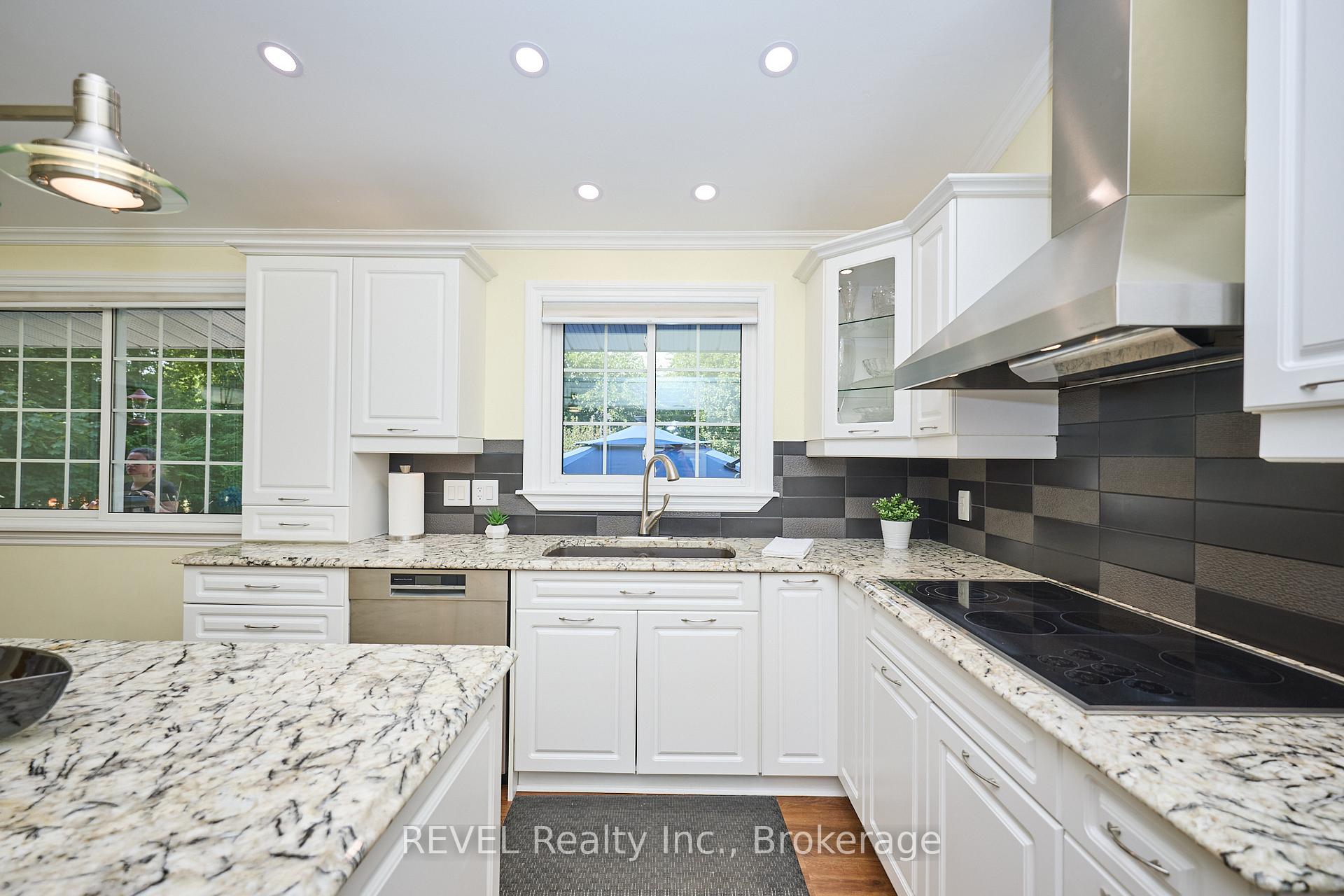 Photo 21 of 51 Pancake Lane, Pelham, Fonthill — HOMEH
