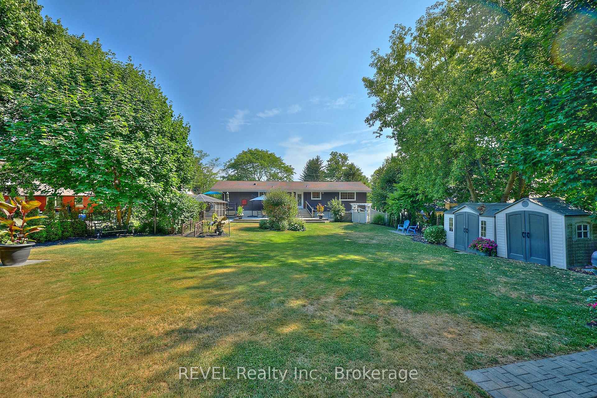 Photo 49 of 51 Pancake Lane, Pelham, Fonthill — HOMEH
