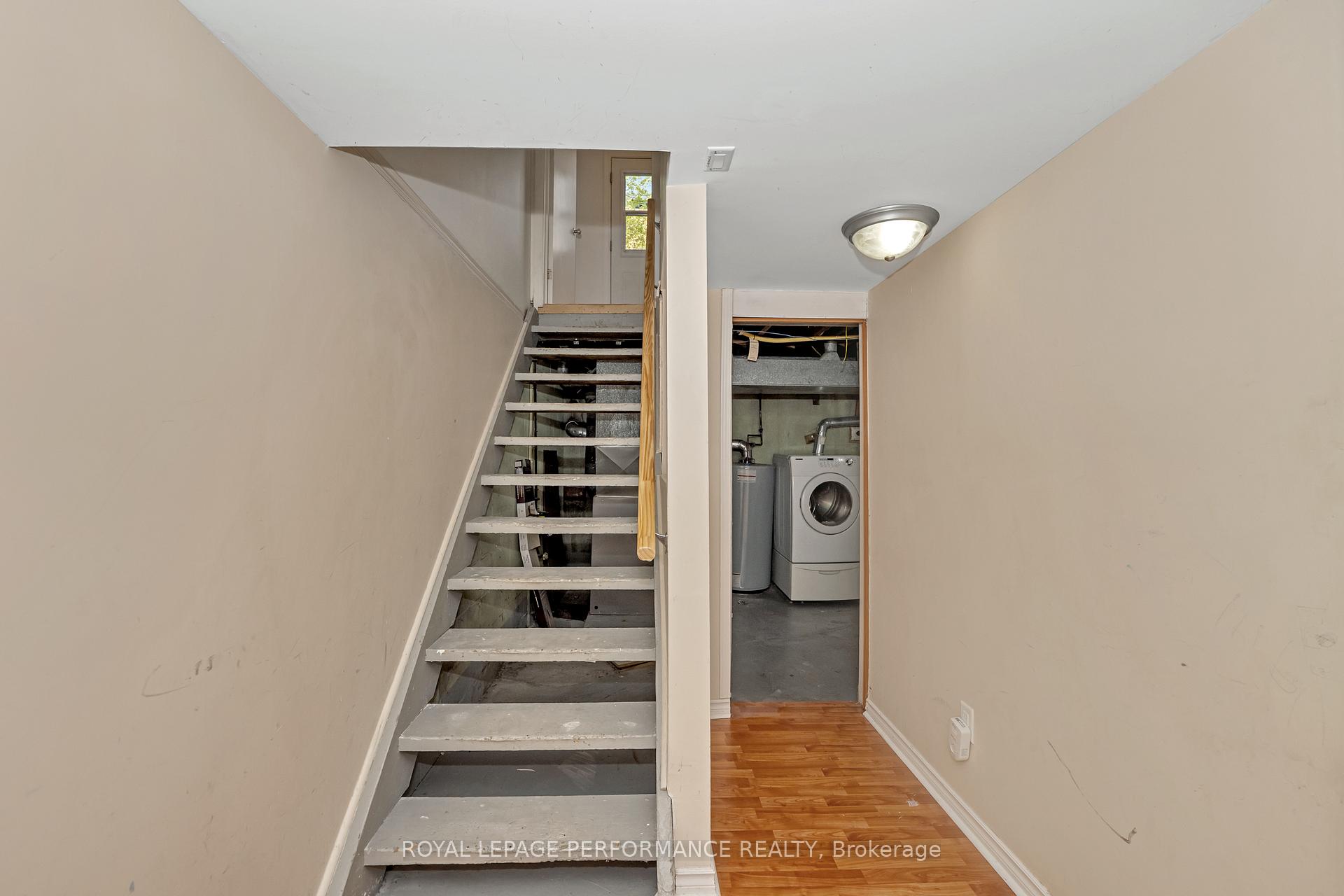 Photo 32 of 622 Borthwick Avenue, Ottawa, Castle Heights/Rideau High — HOMEH