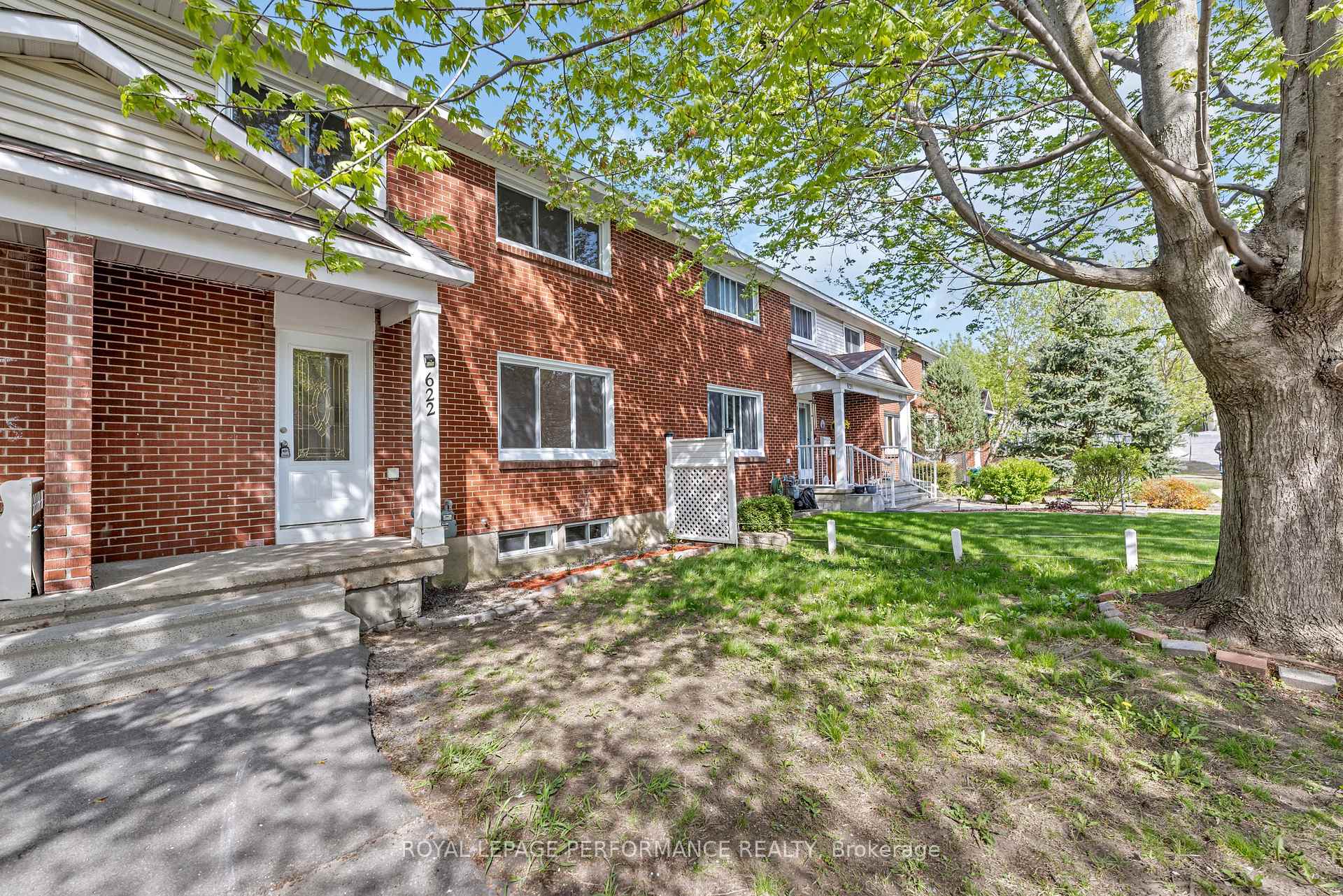 Photo 44 of 622 Borthwick Avenue, Ottawa, Castle Heights/Rideau High — HOMEH