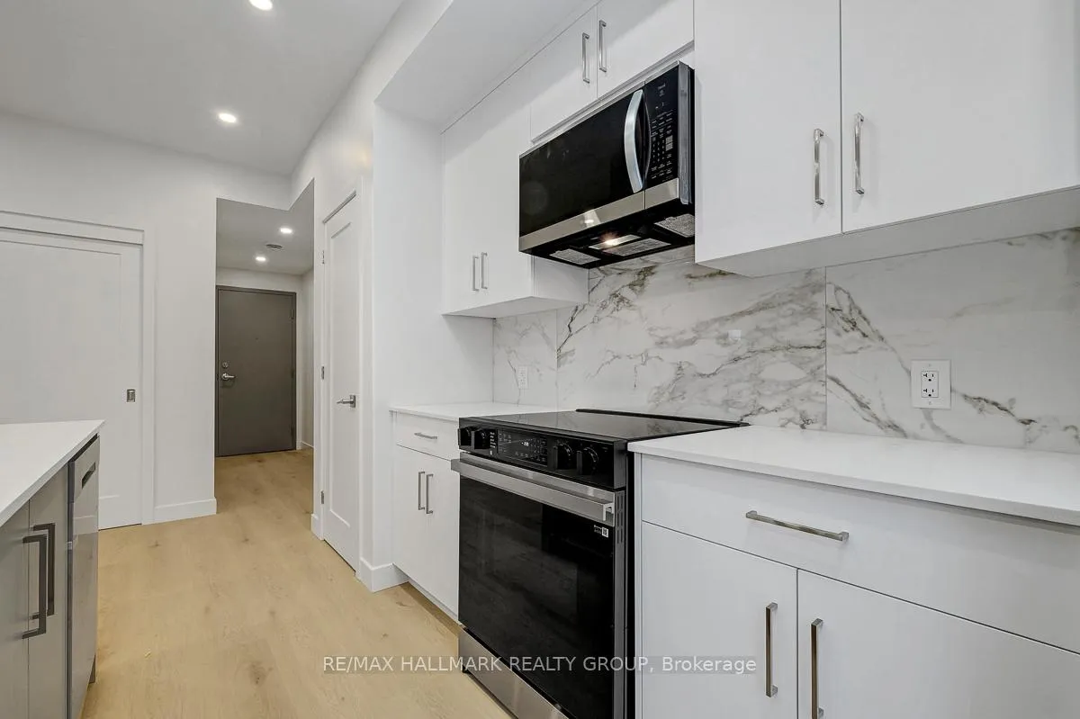 Photo 10 of Unit 6, 199 Columbus Avenue, Ottawa, Overbrook/Castle Heights — HOMEH