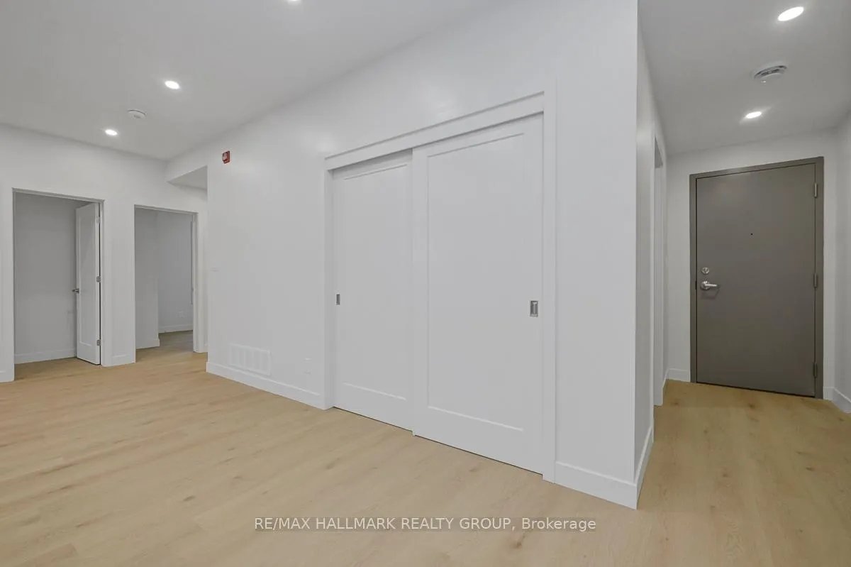 Photo 22 of Unit 6, 199 Columbus Avenue, Ottawa, Overbrook/Castle Heights — HOMEH